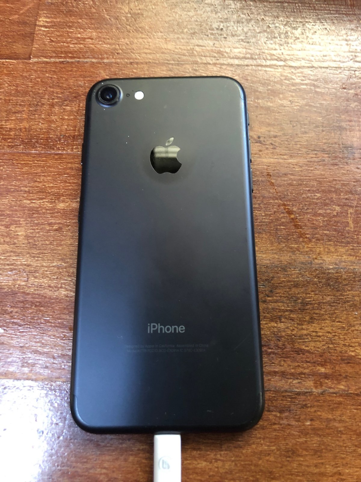 APPLE IPHONE 7 32GB BLACK store UNLOCKED MODEL A1778 PERFECT GIFT.