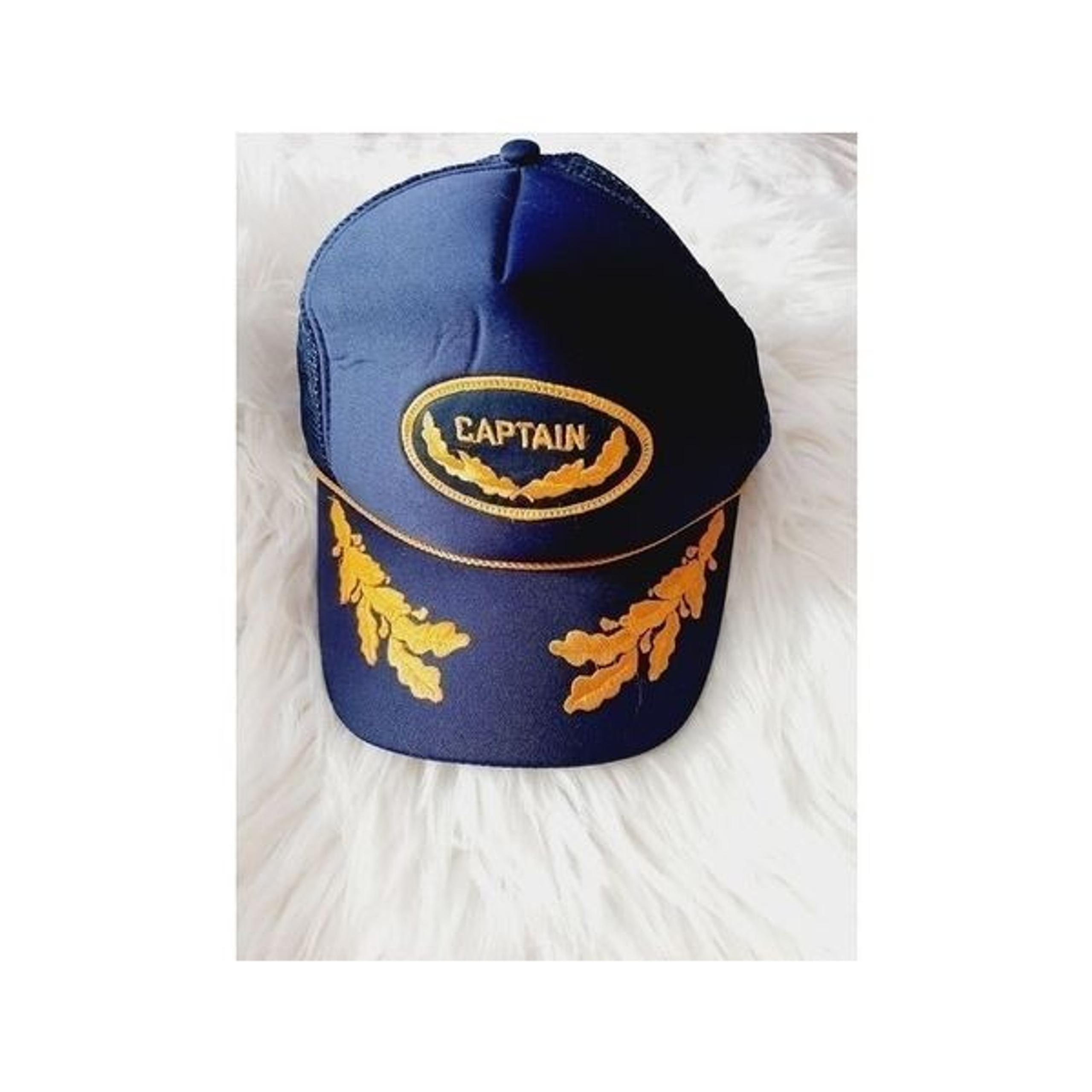 Vintage captain navy trucker snap back Y2K hat