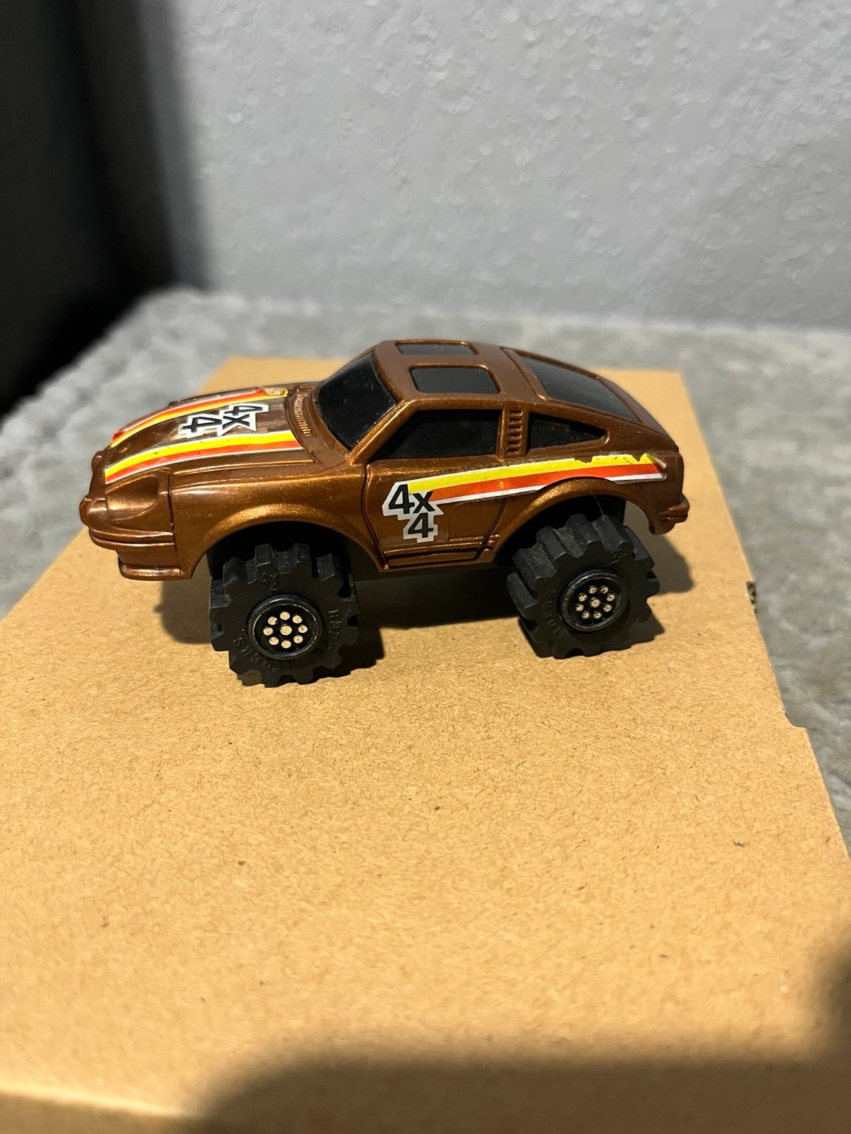 Rough Riders Datsun 280Z Gold Motor not running Light Works LJN