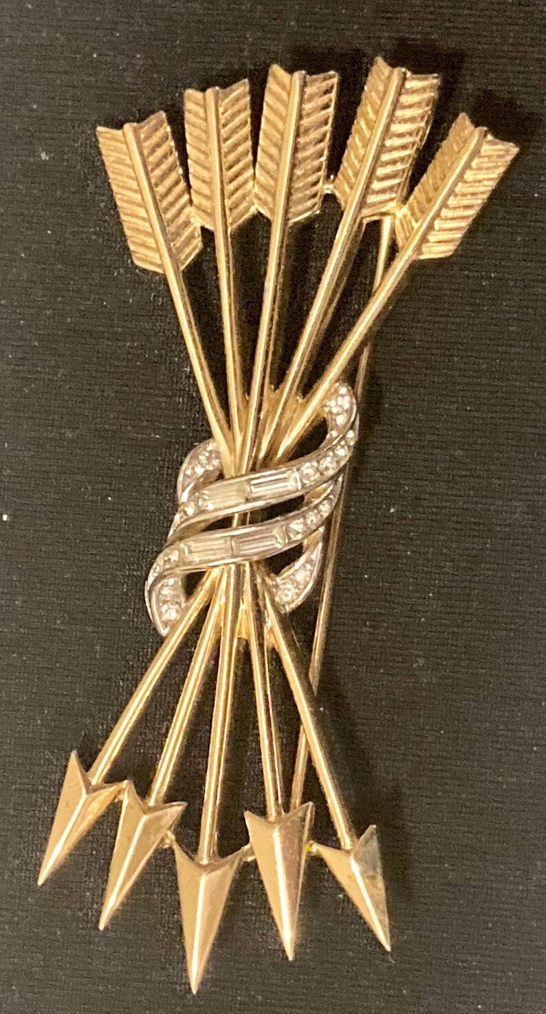 Vintage Arrow Brooch