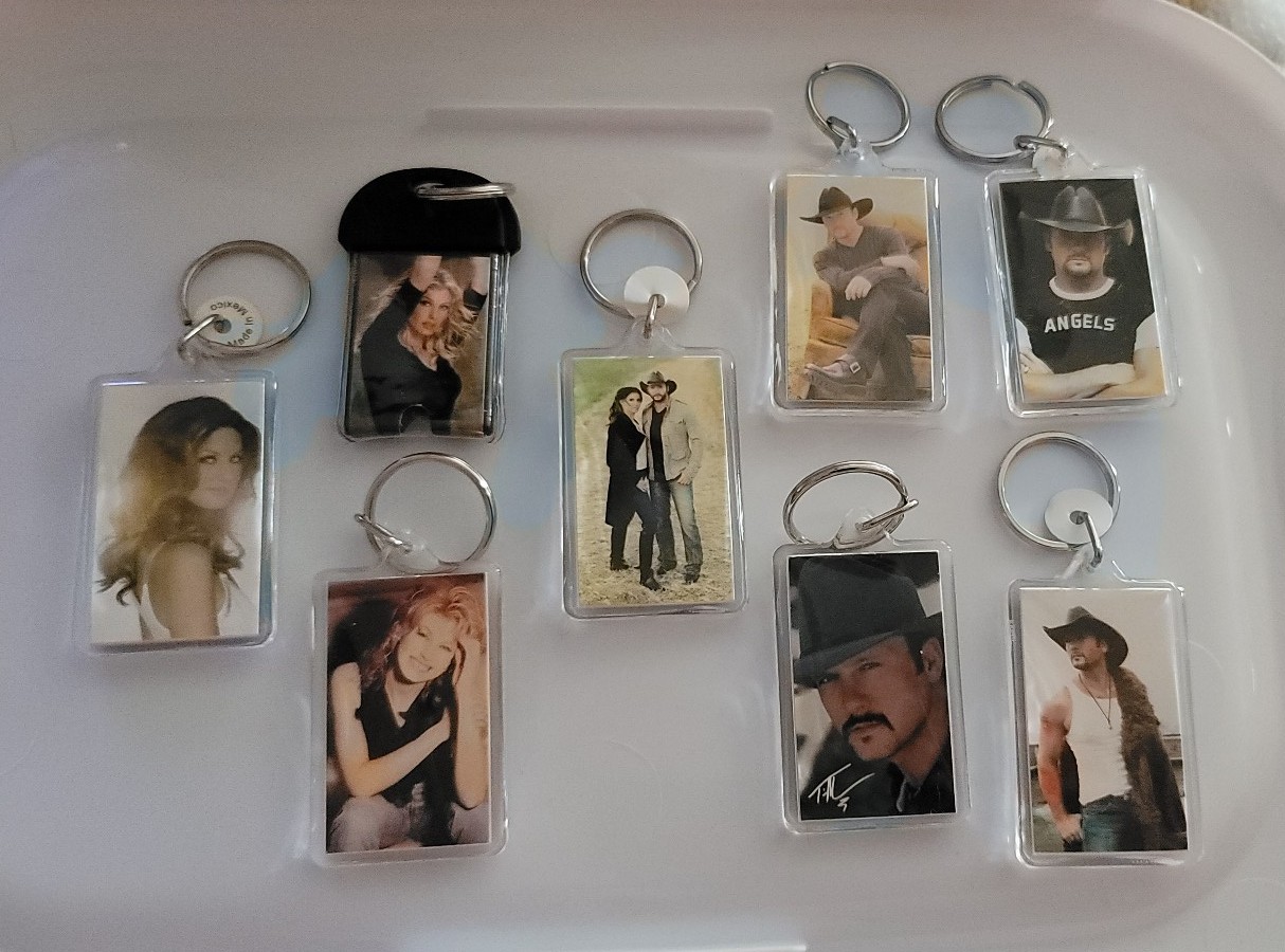New Rare Faith Hill and Tim McGraw Keychains set of 8 bundle no tags