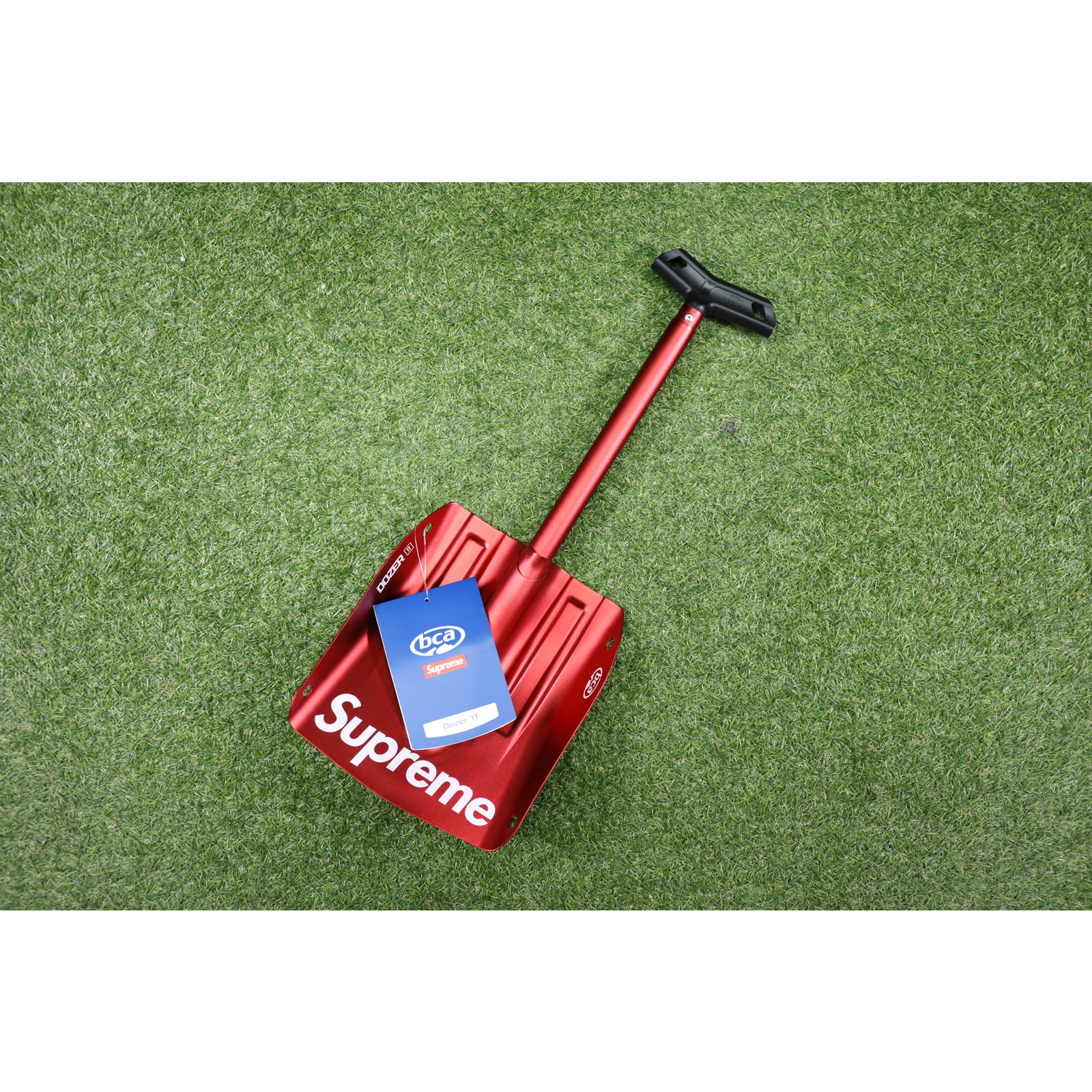FW22 Supreme Backcountry Access Snow Shovel Red