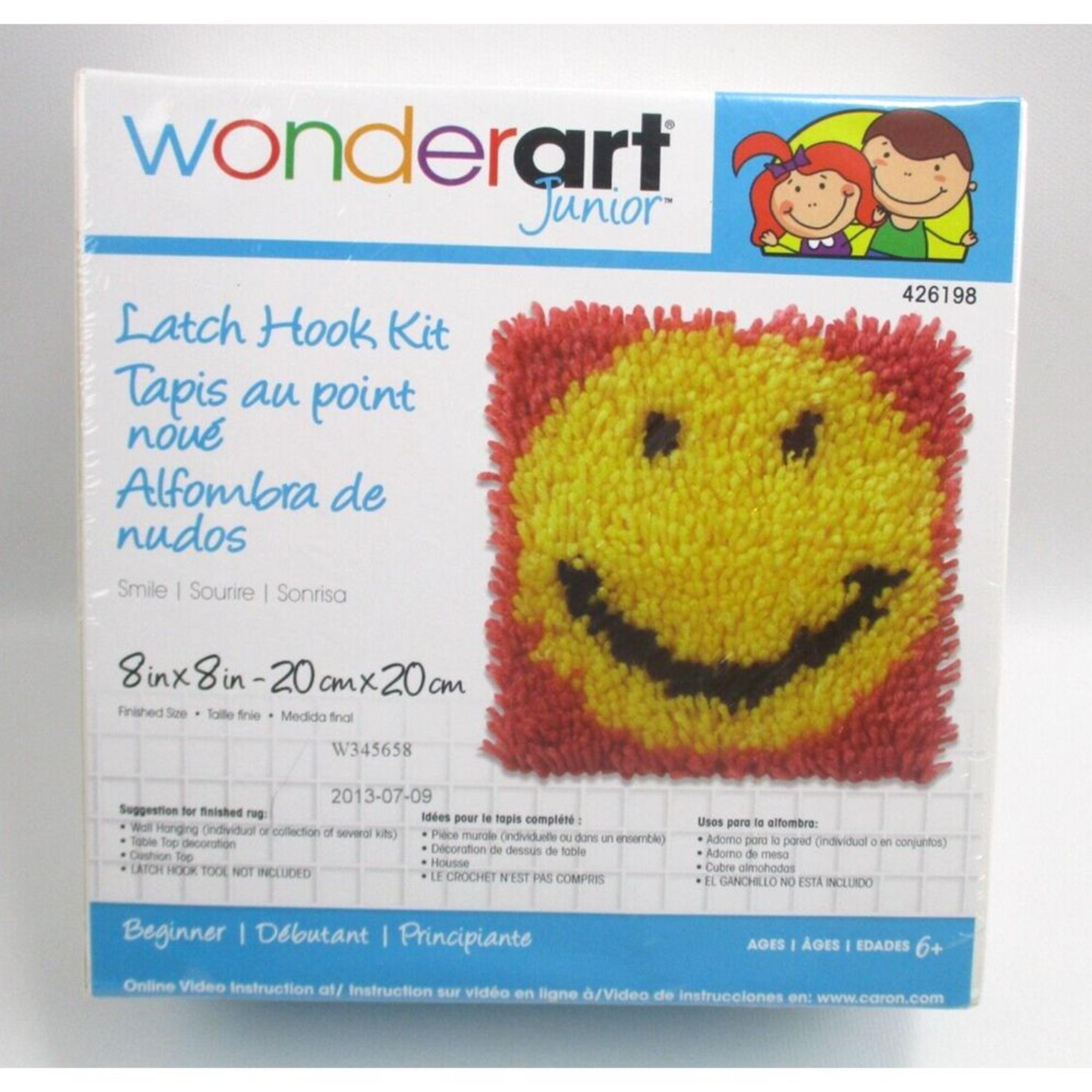 Caron WonderArt Junior Latch Hook Kit Smiley Face, For Children Ages 6+ NEW
