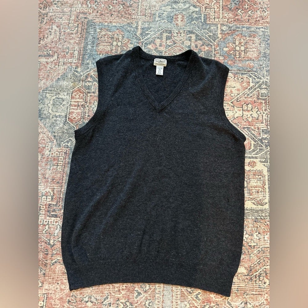 L.L. Bean Dark Gray Sweater Vest/Size Large Tall