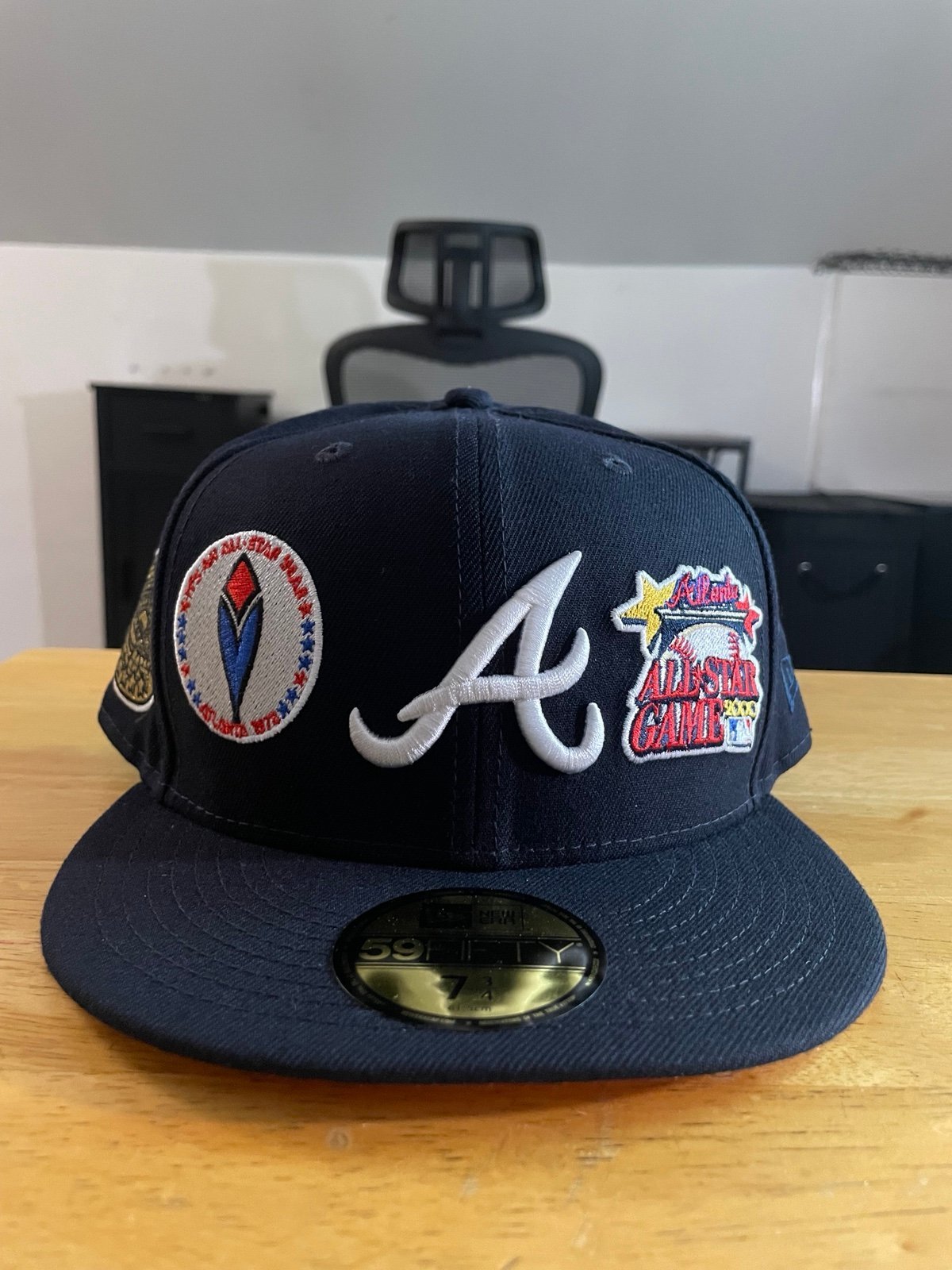 Atlanta Braves Champion Pride patch fitted (nwt 7 3/4th)