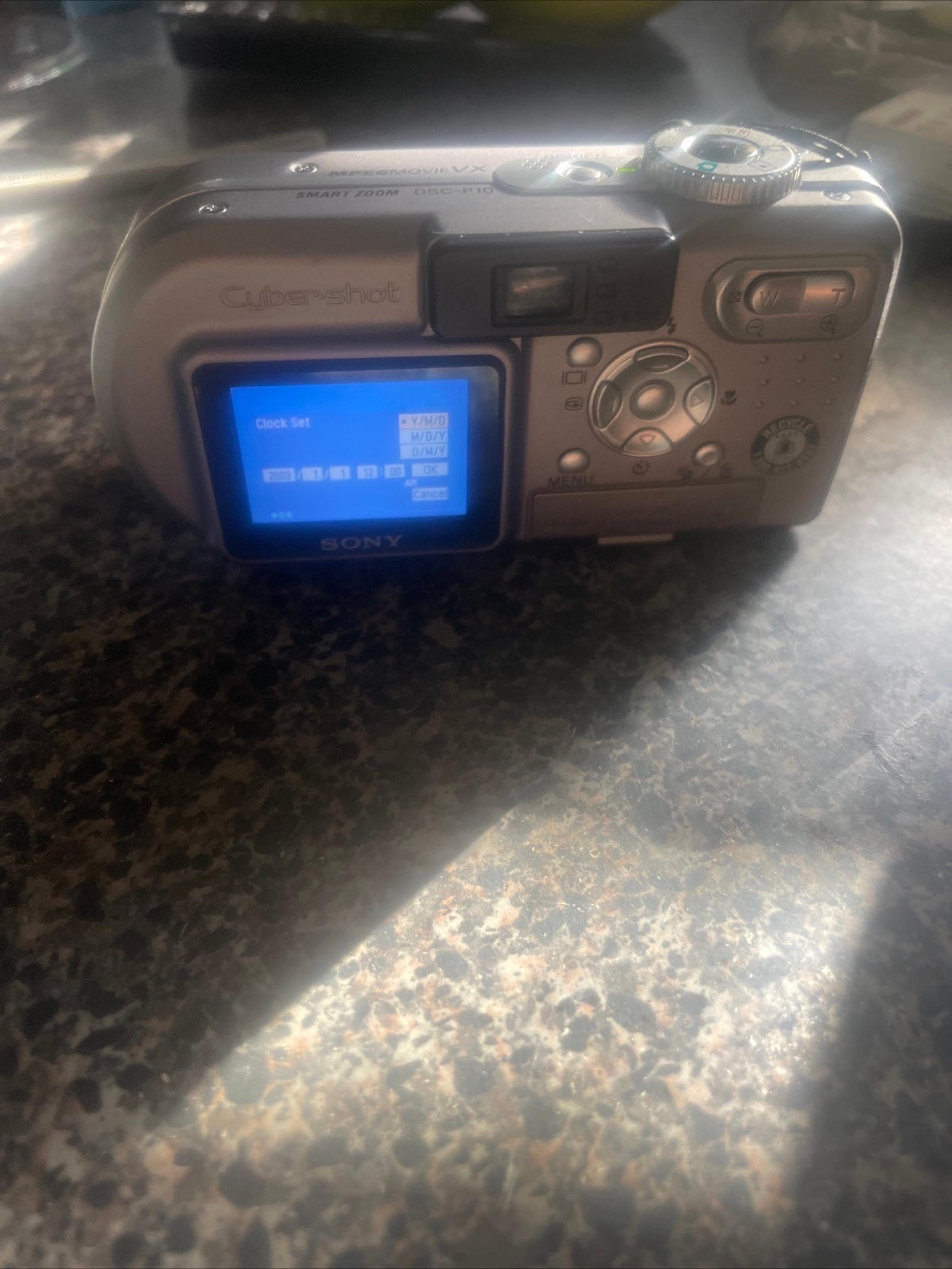 Sony cybershot DSC-P10