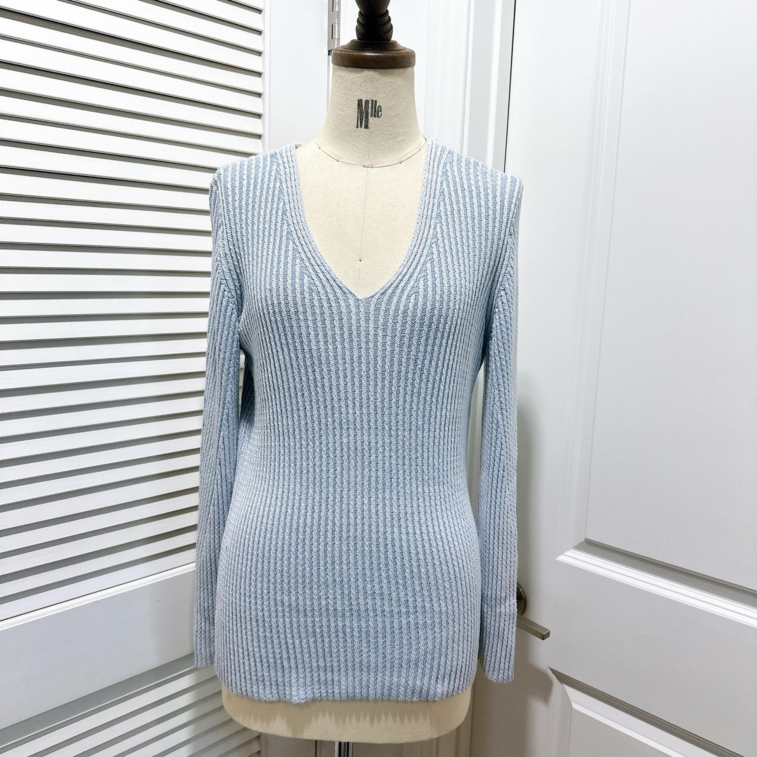 Calvin Klein Womens Ribbed Knit Chain Stitch
Shirt V-Neck Sweater Top