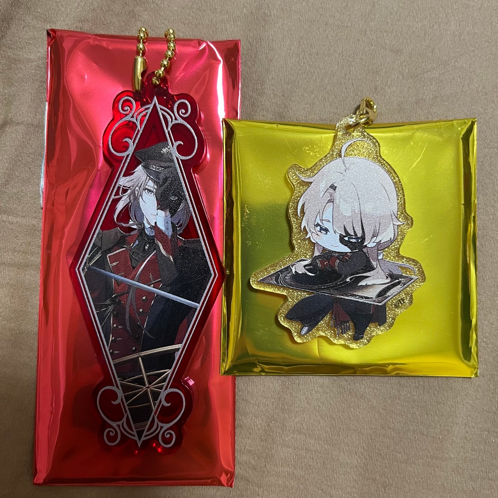 Yves Shuuen no Virche -ErroR:salvation official acrylic keychain