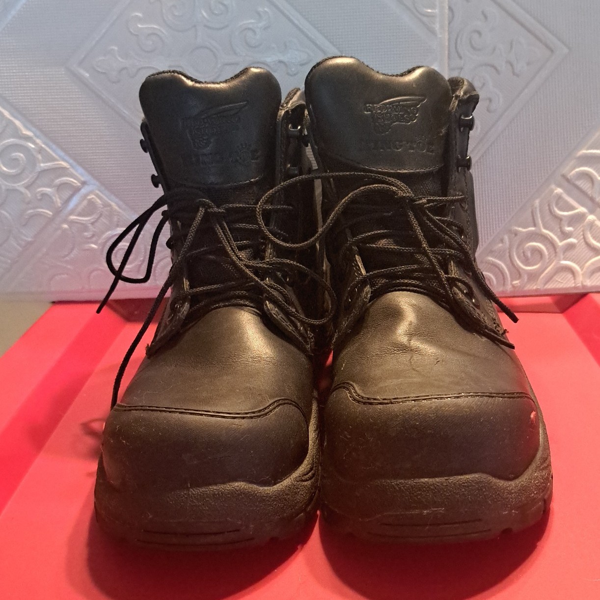 Red Wing men''s boots size 8.5