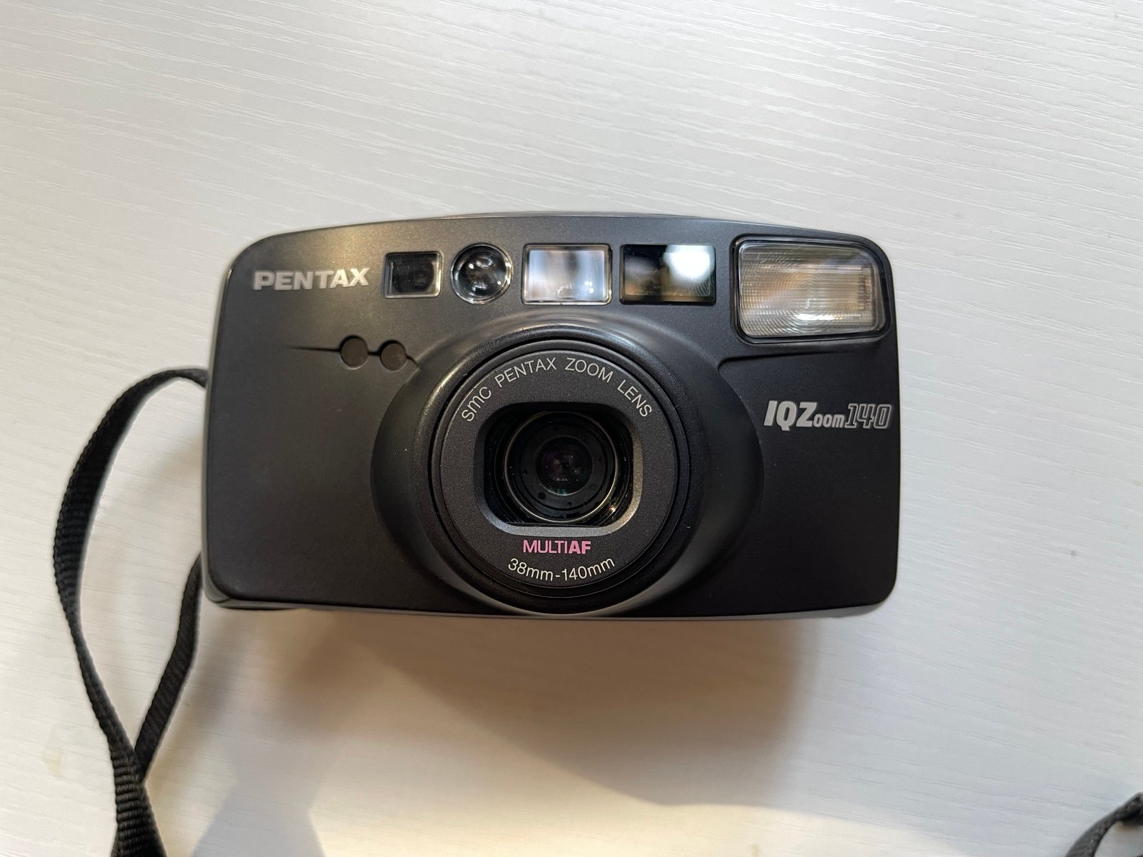 Pentax iqzoom 140 film camera