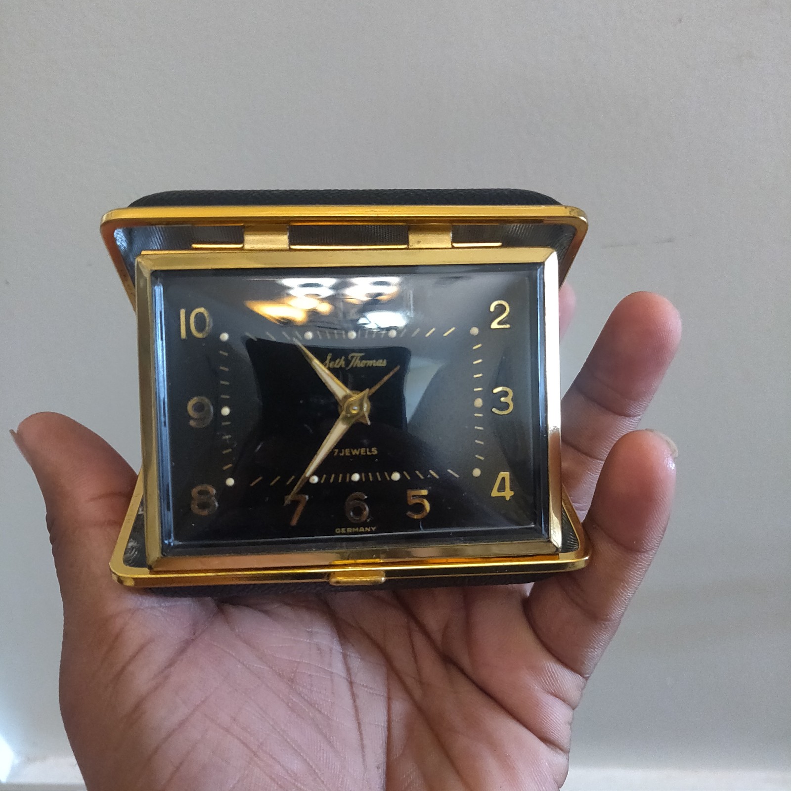 Tomas clock