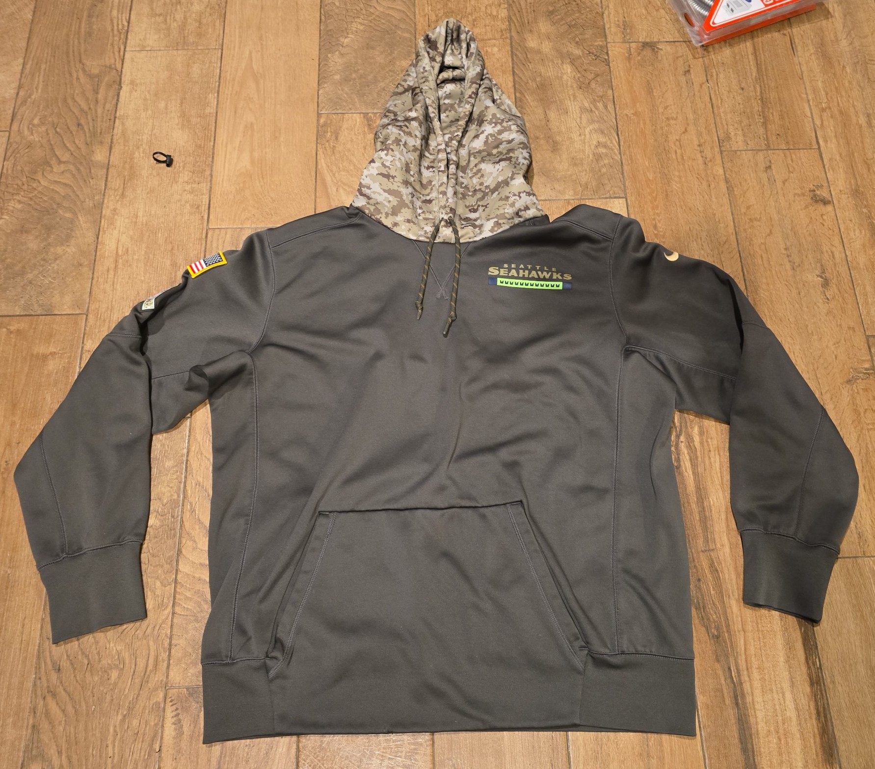 Nike On-Field NFL Seattle Seahawks Salute To Service Men's Hoodie Size XL