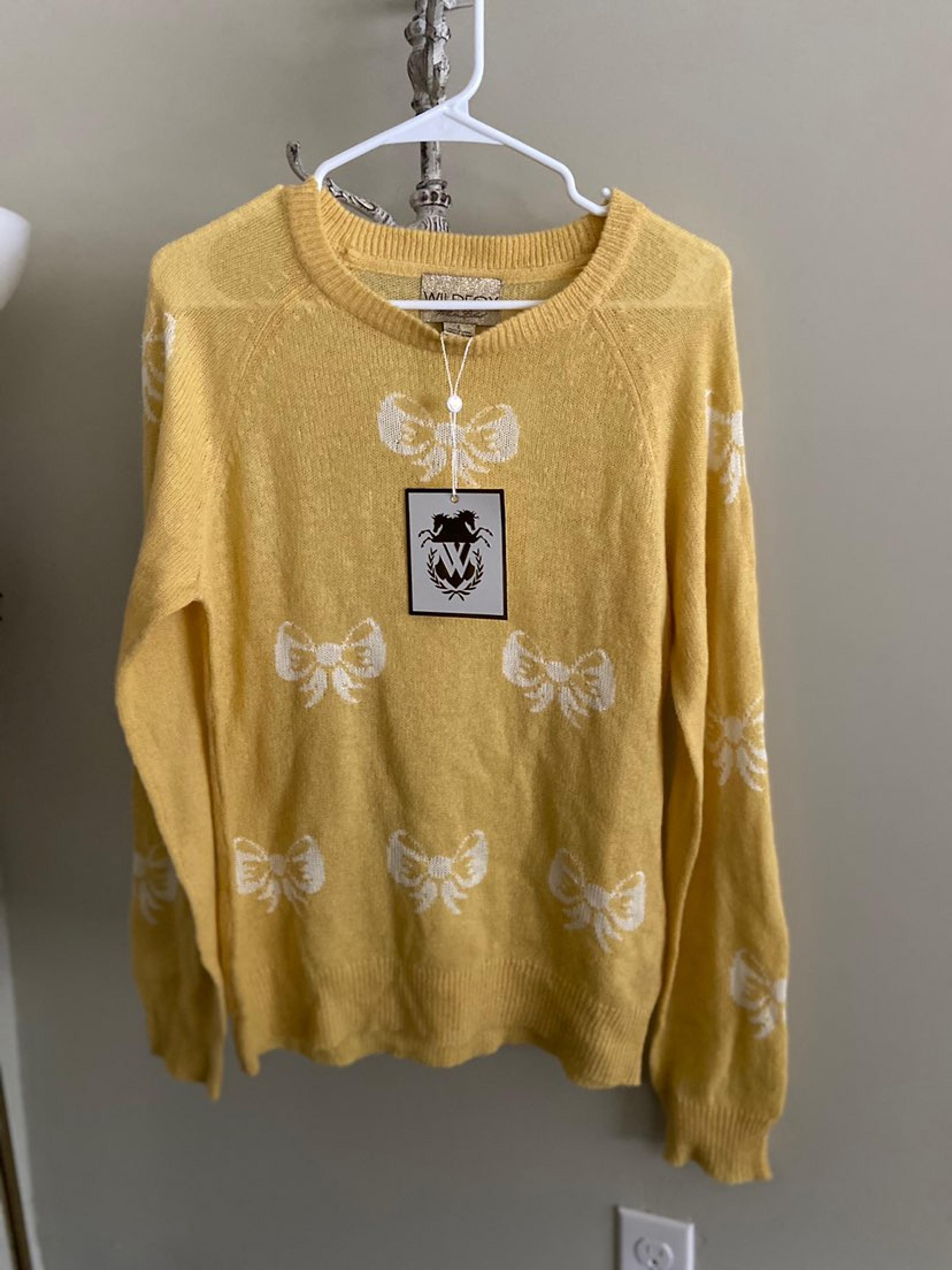 NWT Bow Sweater White Label L - Wildfox