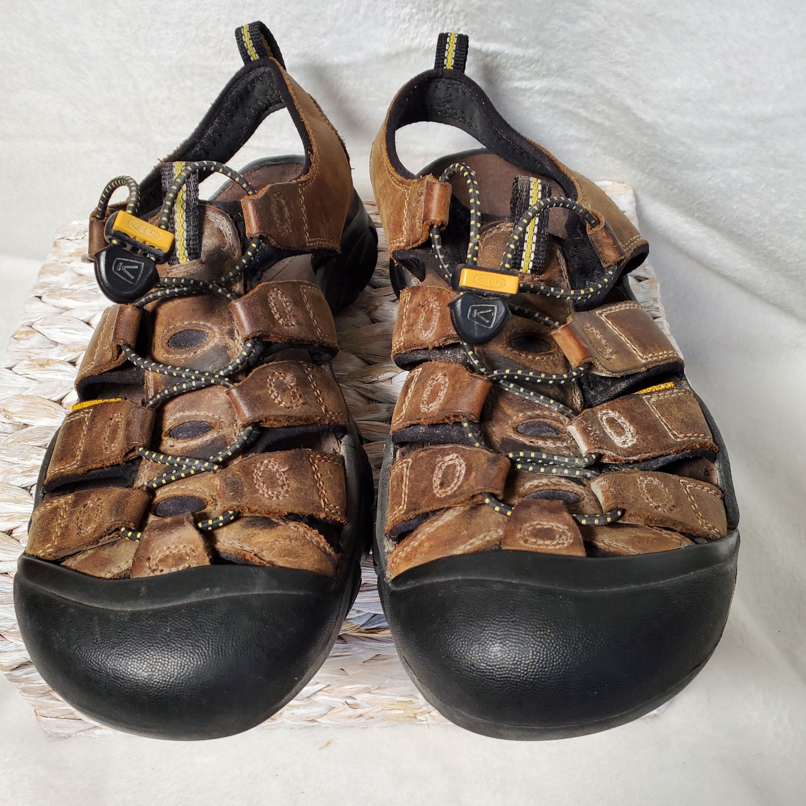 KEEN Newport Waterproof Bison Brown Hiking Outdoor Sandals Men's Size 9 1001870