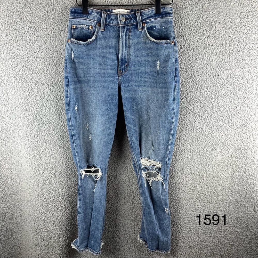 Abercrombie & Fitch 26/6 The Mom High-rise Straight Distressed Curve Love Jeans