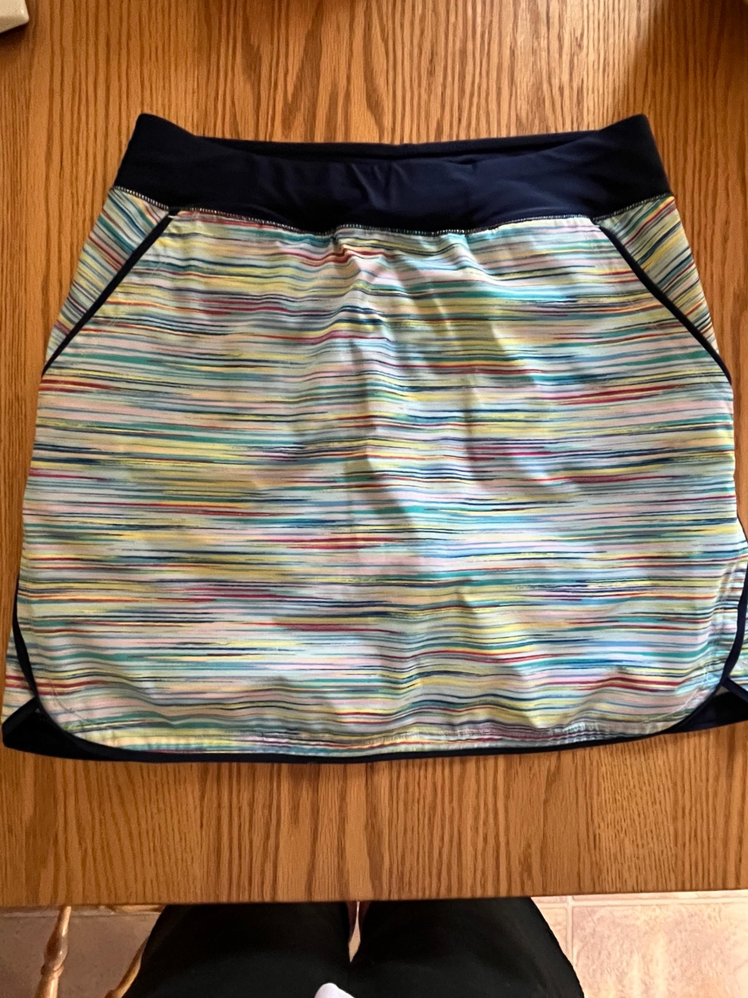 Lands' End Women's  Activewear Skort - Size 6L- Muli-color - Tennis & Golfing