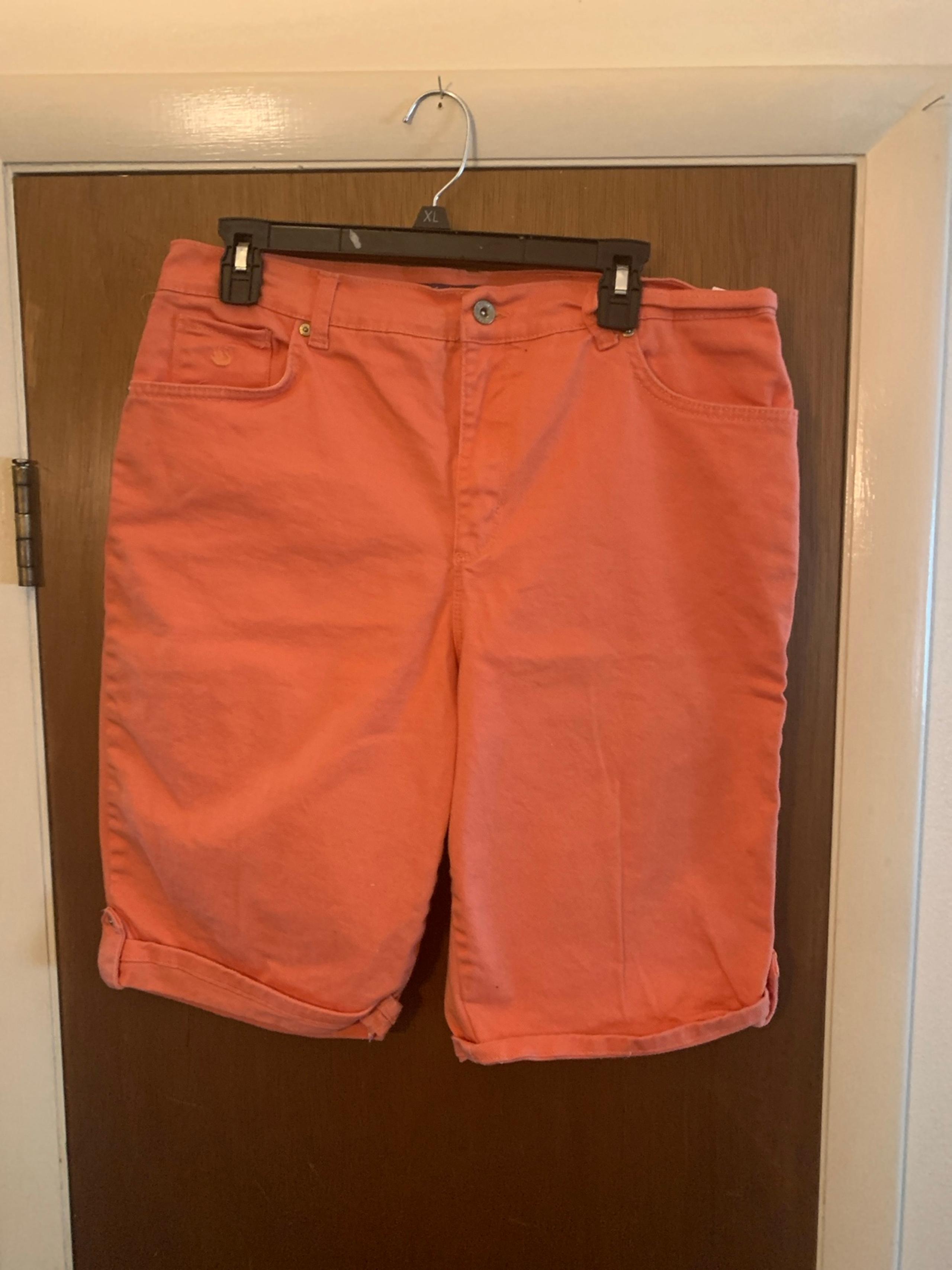 Gloria Vanderbilt dress Bermuda pink shorts women’s size 14