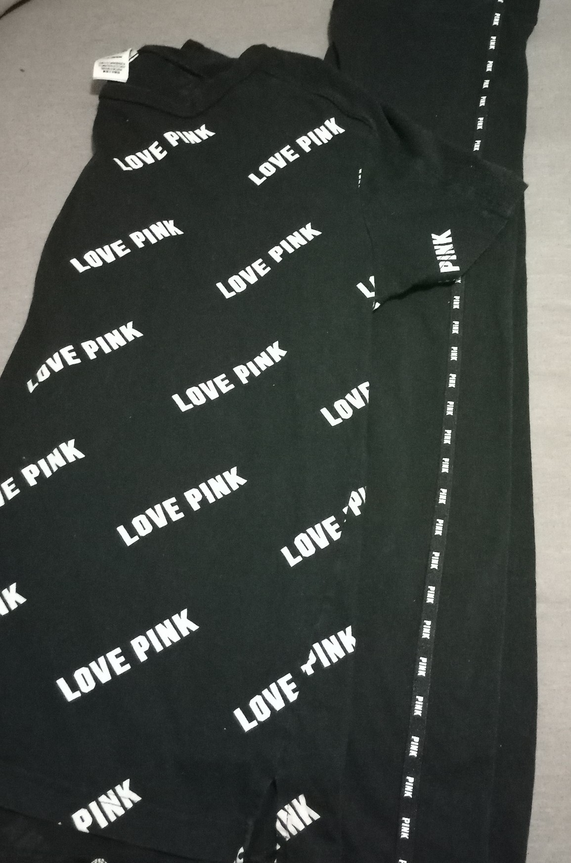 VS PINK 2 pc yoga leggings set
