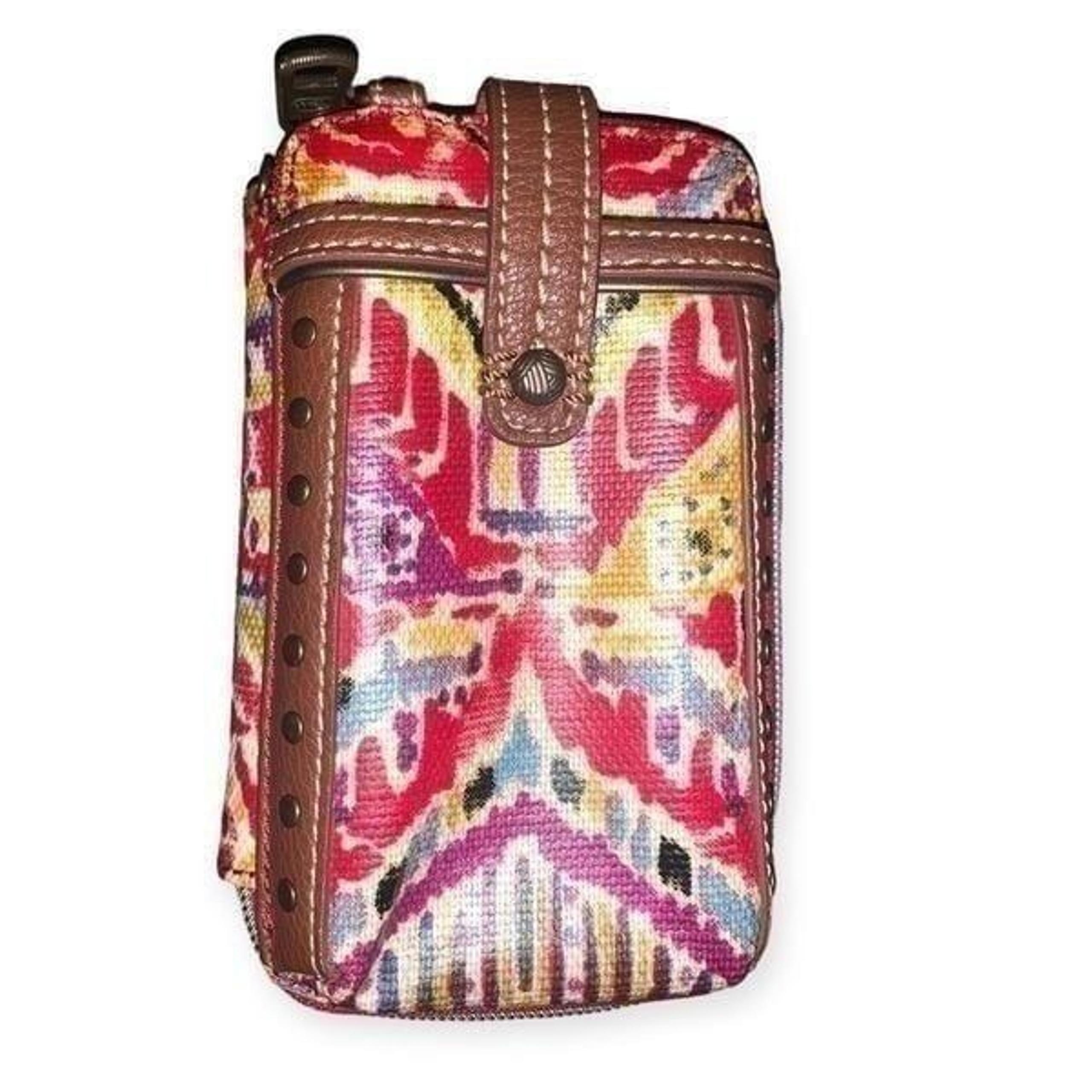 Sakroots Womens OS Red Artist Circle Vegan Zip Around Wallet
