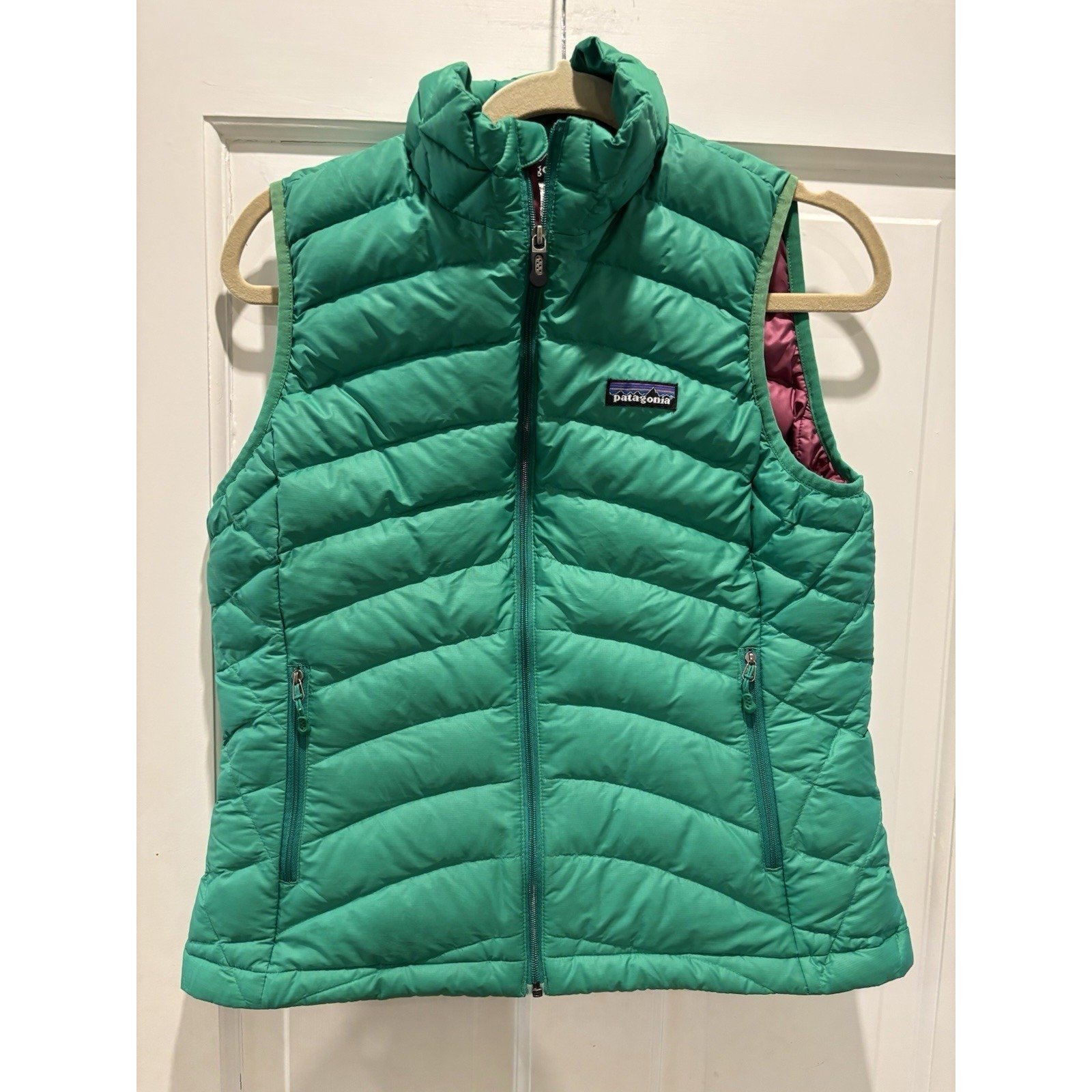 Patagonia Women Green Vest Down Puffer Full Zip Jacket Outdoors Size M-Flaws