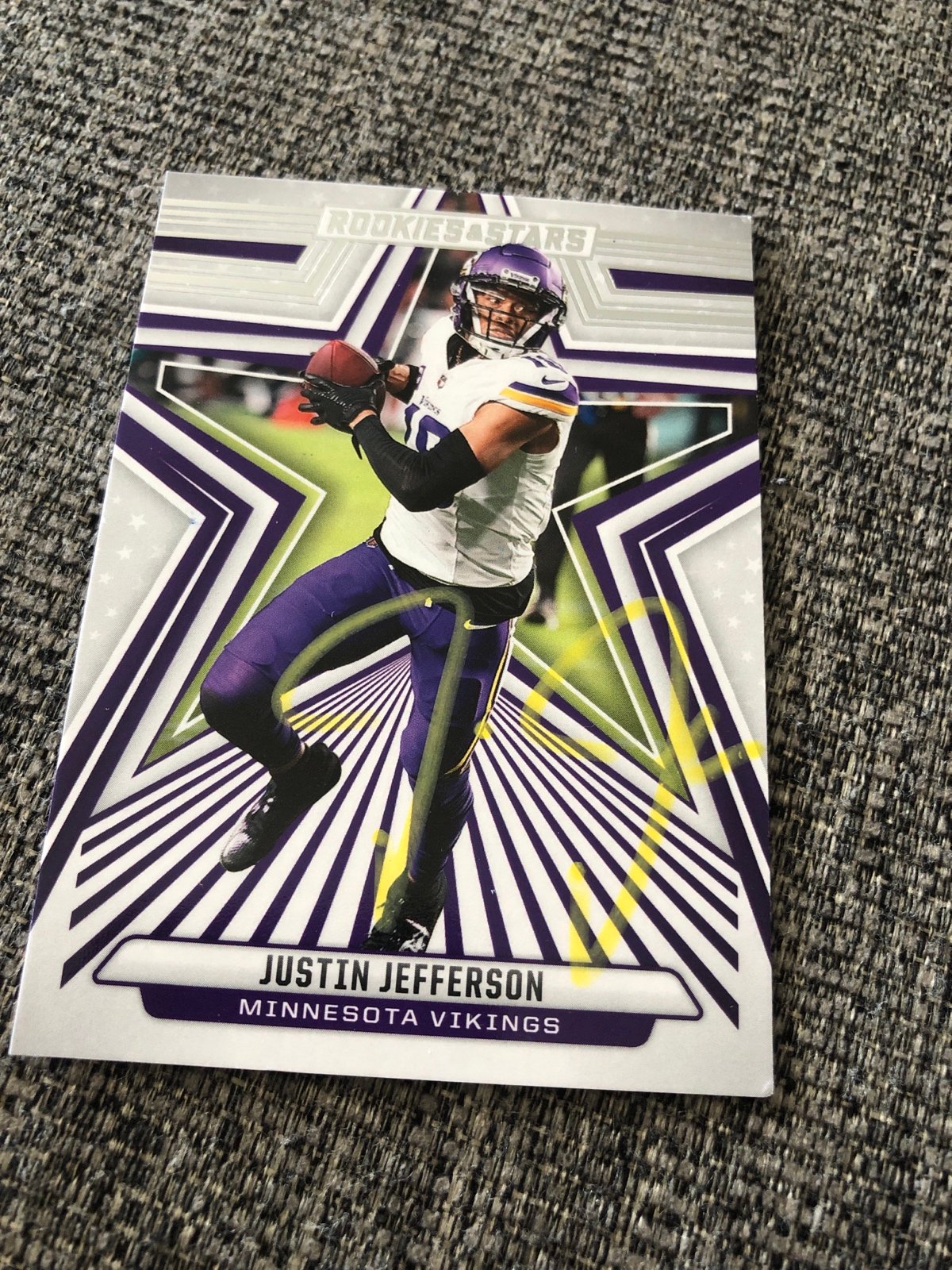 Justin Jefferson autograph football card