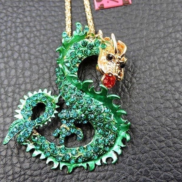 Betsey johnson hotsell dragon necklace