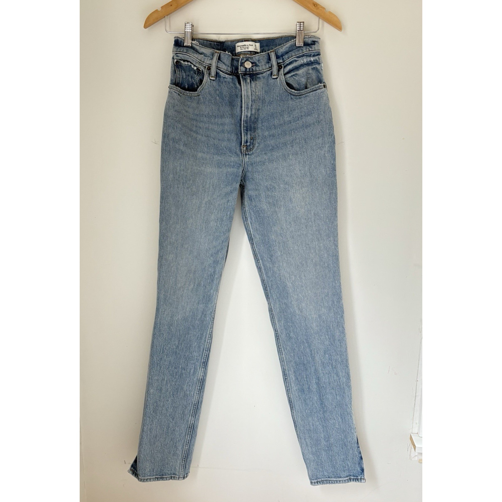 Abercrombie 90s Straight Jeans Size 27/4 Long - Ultra High Rise - Split Hem