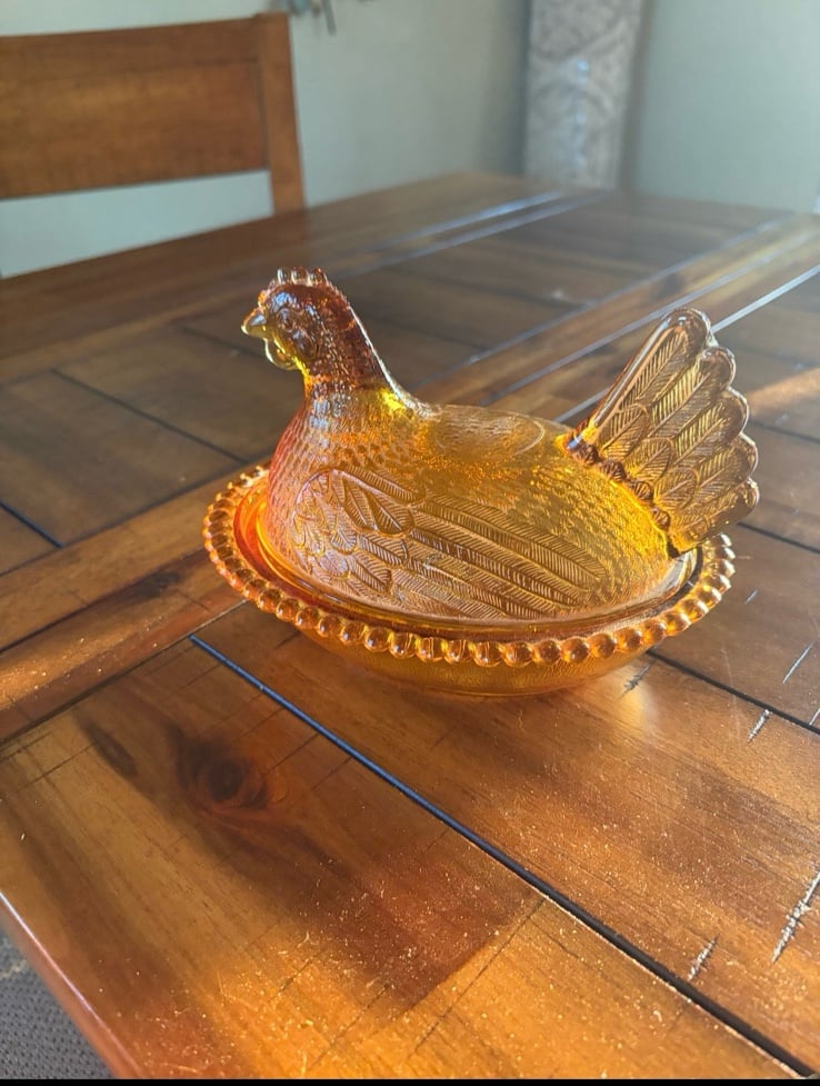 Indiana glass hen