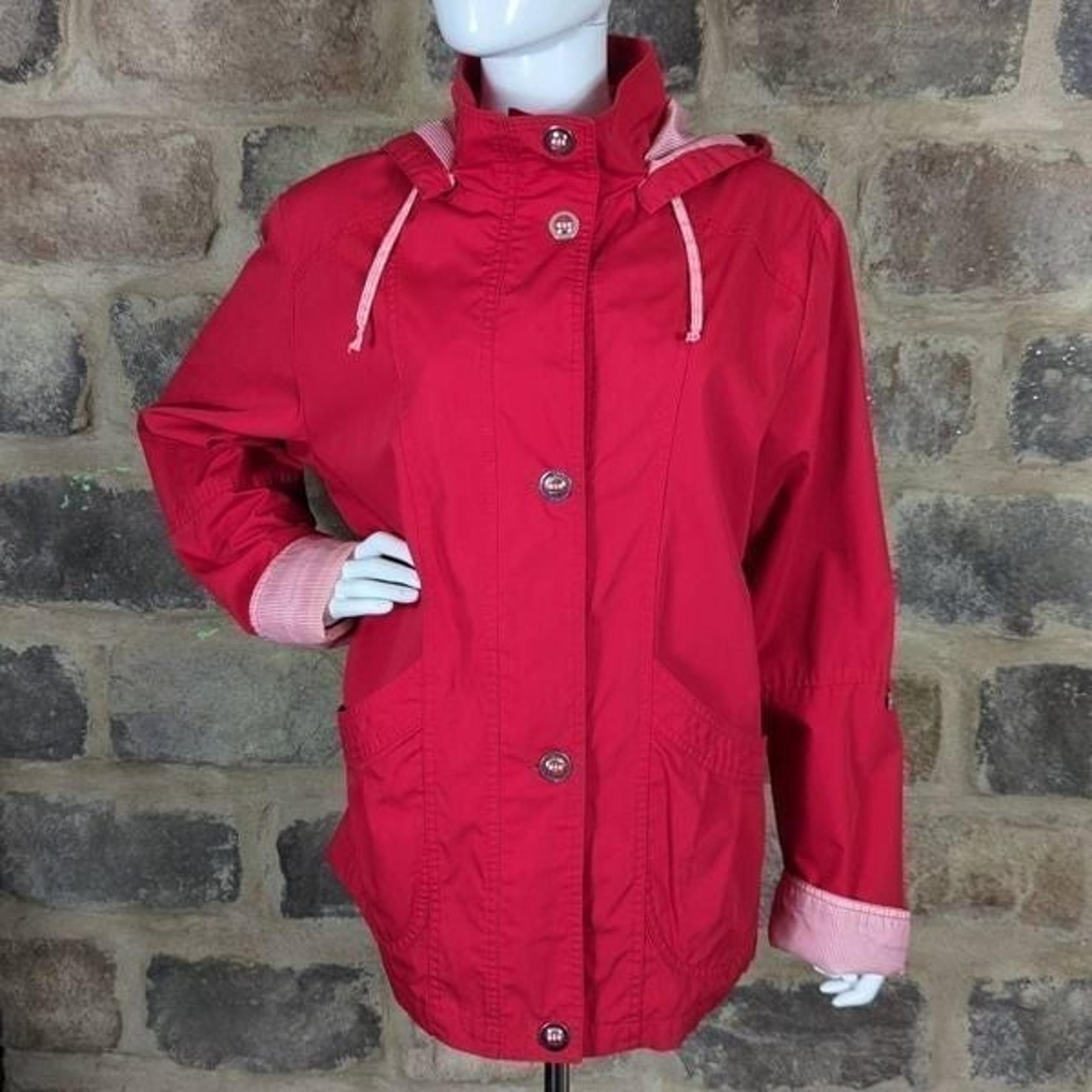 Mackintosh red hooded lined button up rain coat size large