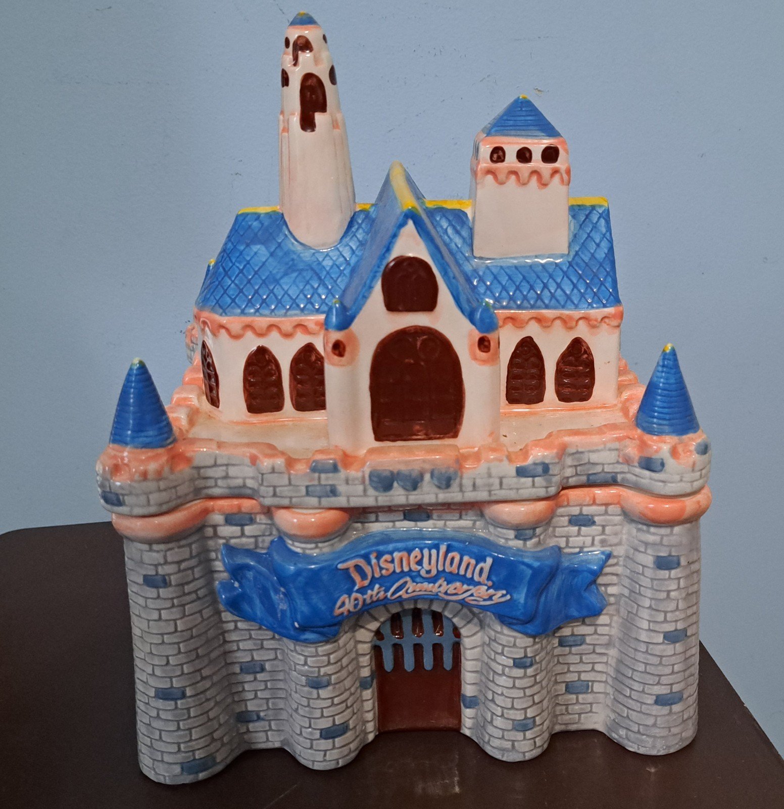 Vintage Limited Edition Disneyland 40th Anniversary Cinderella Castle Cookie Jar