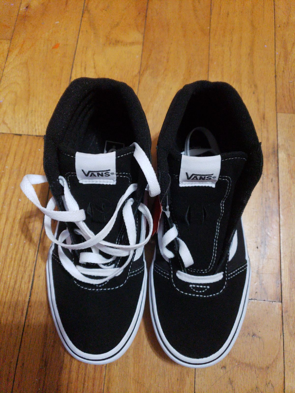 Vans Sk8-Hi youth size 4