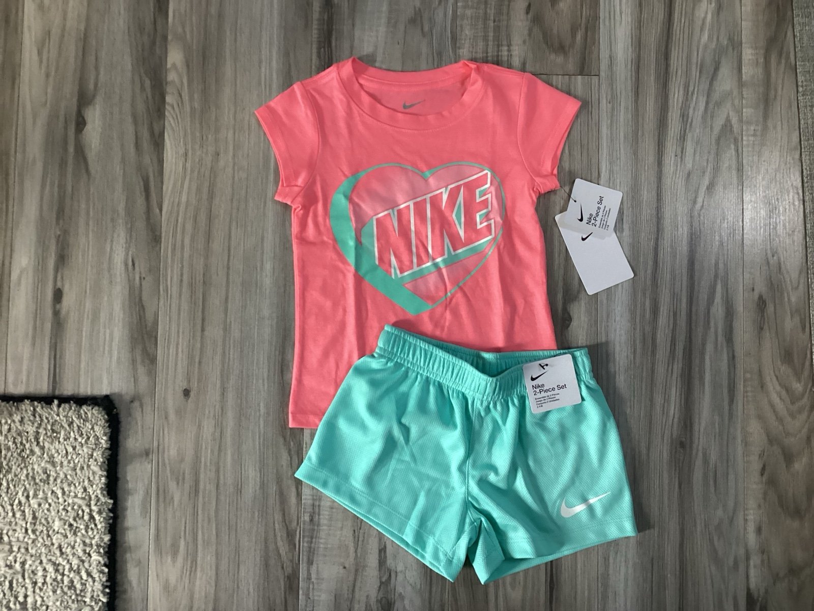 Nike girls shorts set size 4(NWT) ~PRICE IS FIRM, NO OFFERS~