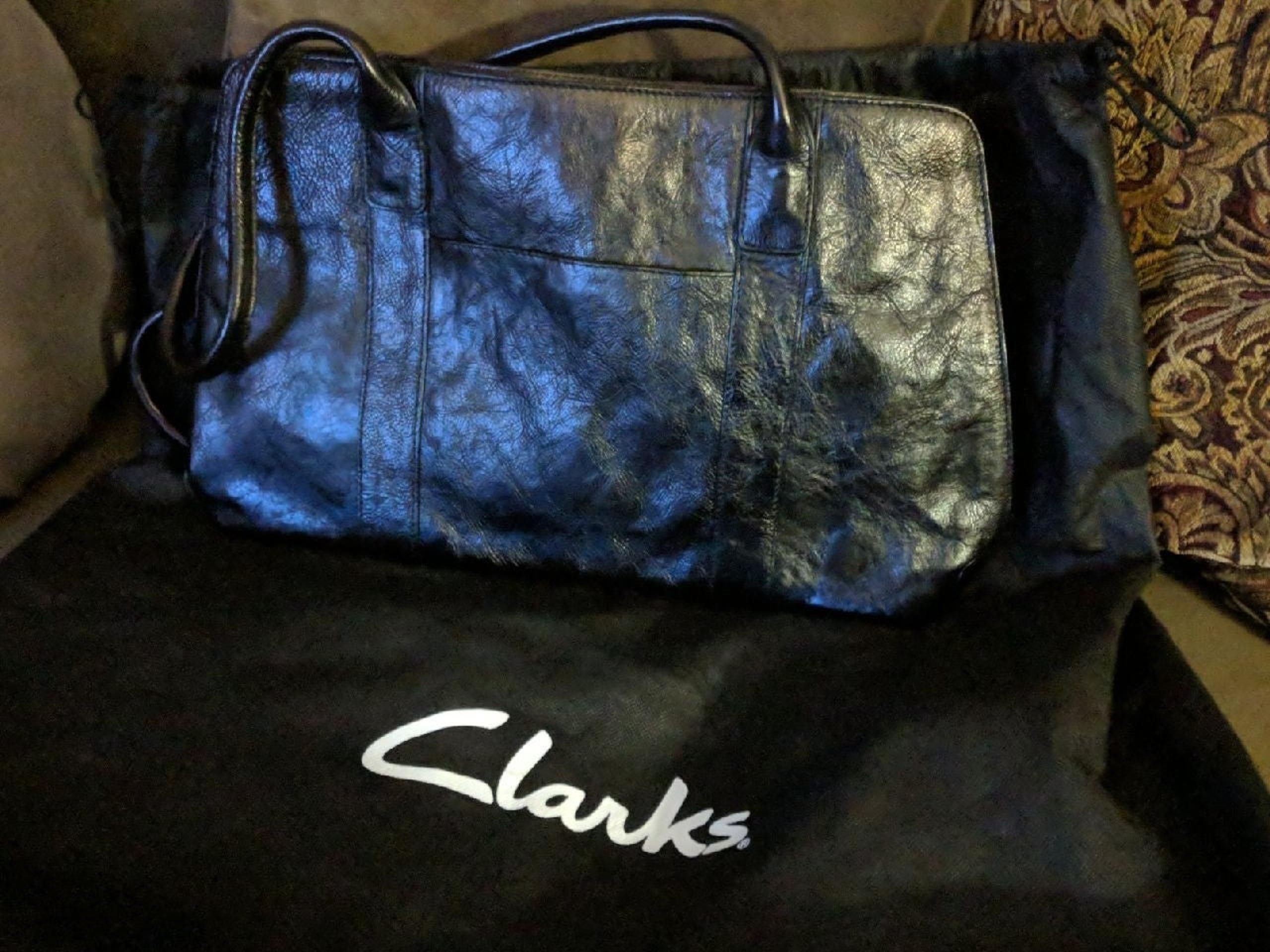 CLARKS; MEDIUM SIZE SHOULDER BAG