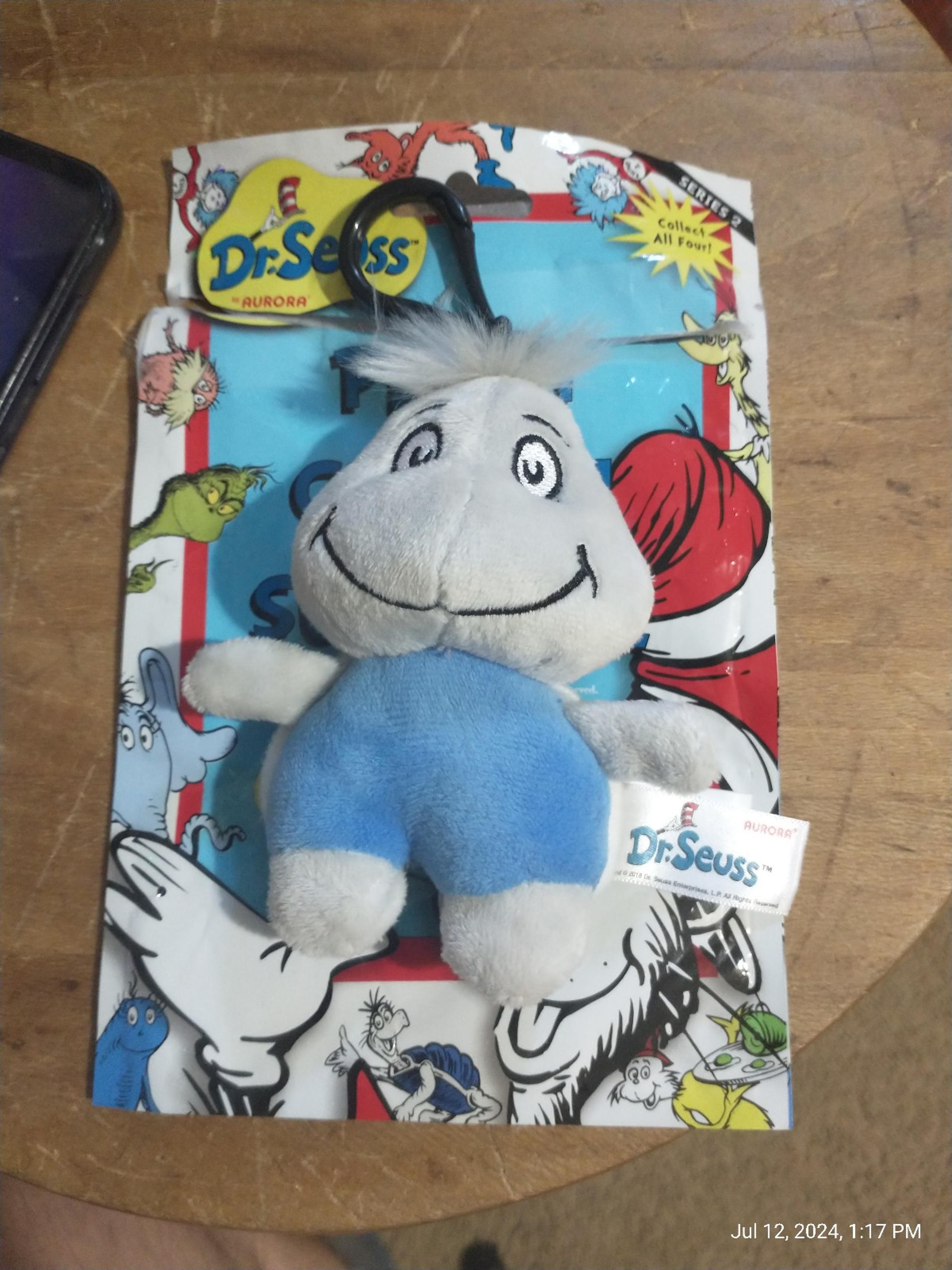 dr Seuss series 2 Yertle the turtle plush clip on - Disney