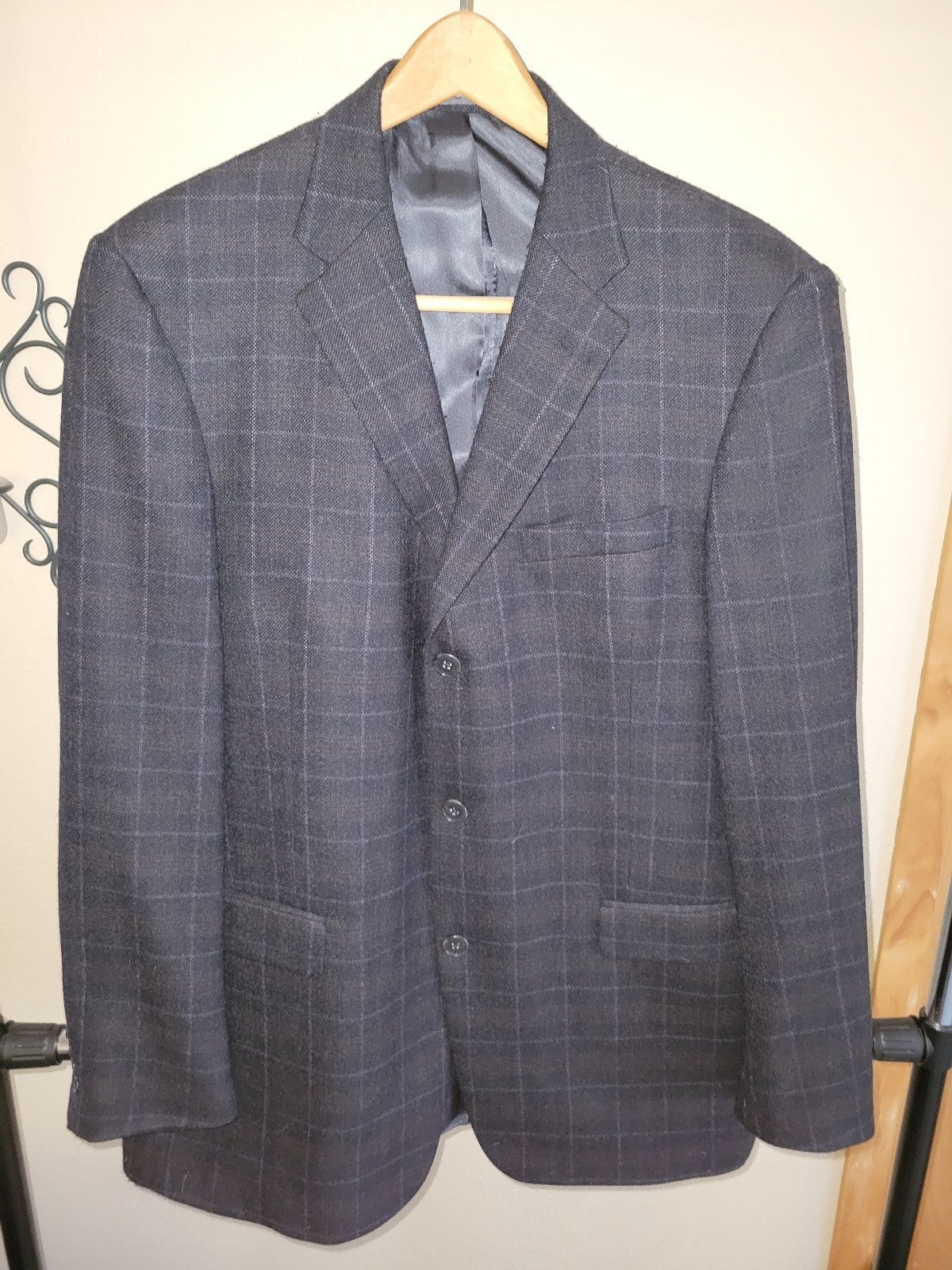 Kenneth Cole Reaction Mens Grey Plaid Blazer 3 Button Size 42