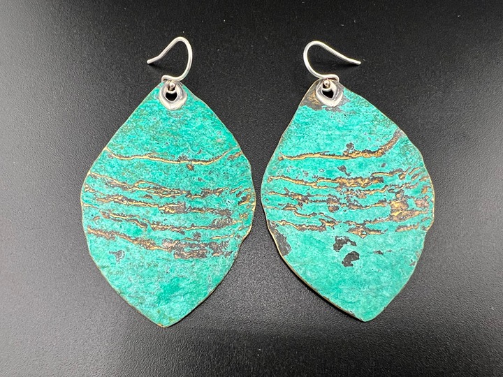 SILPADA STERLING SILVER 925 EMERALD POOLS HOOK DANGLE DROP EARRINGS E5078