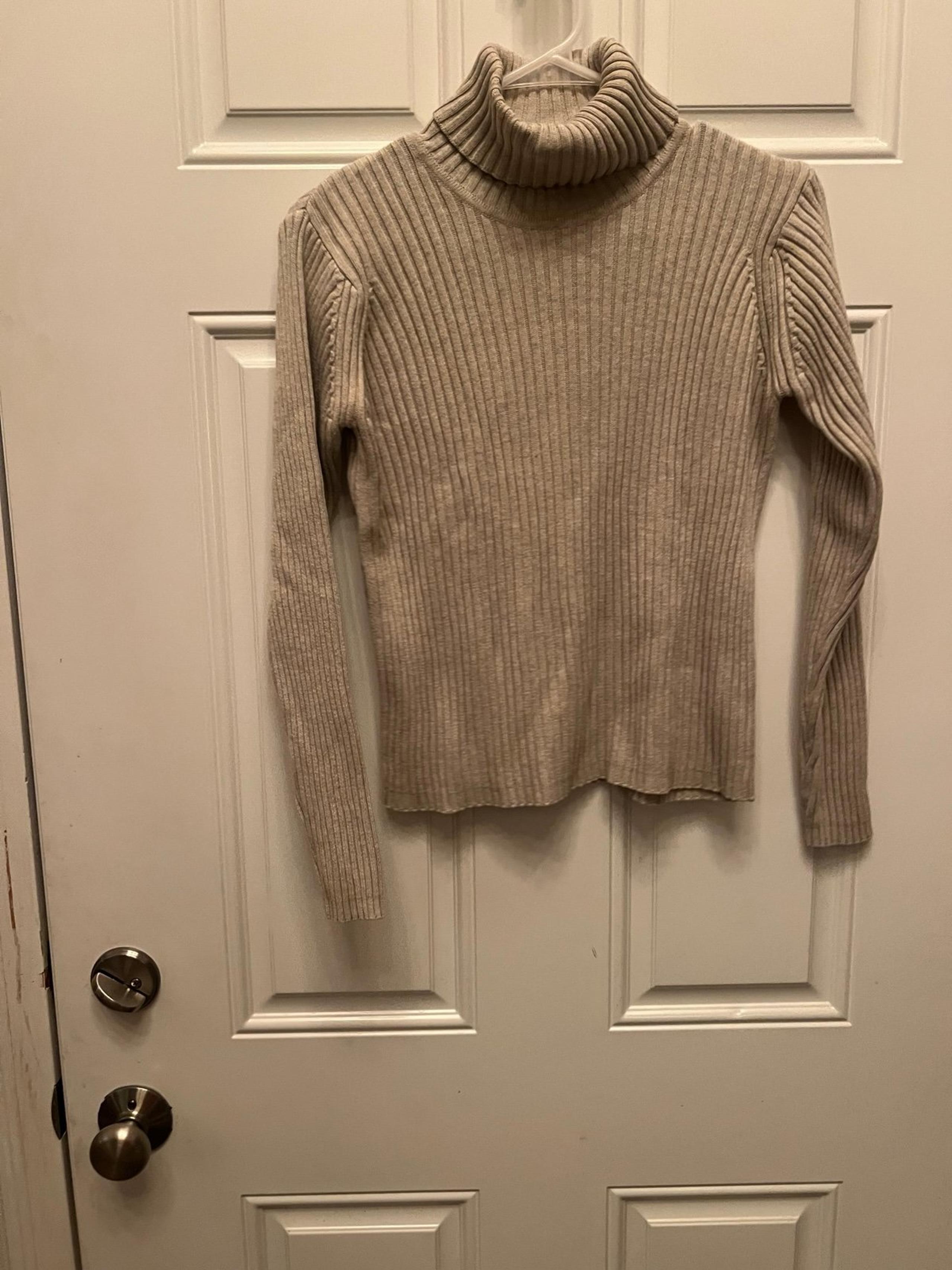 L.L. Bean Beige Turtleneck Size S