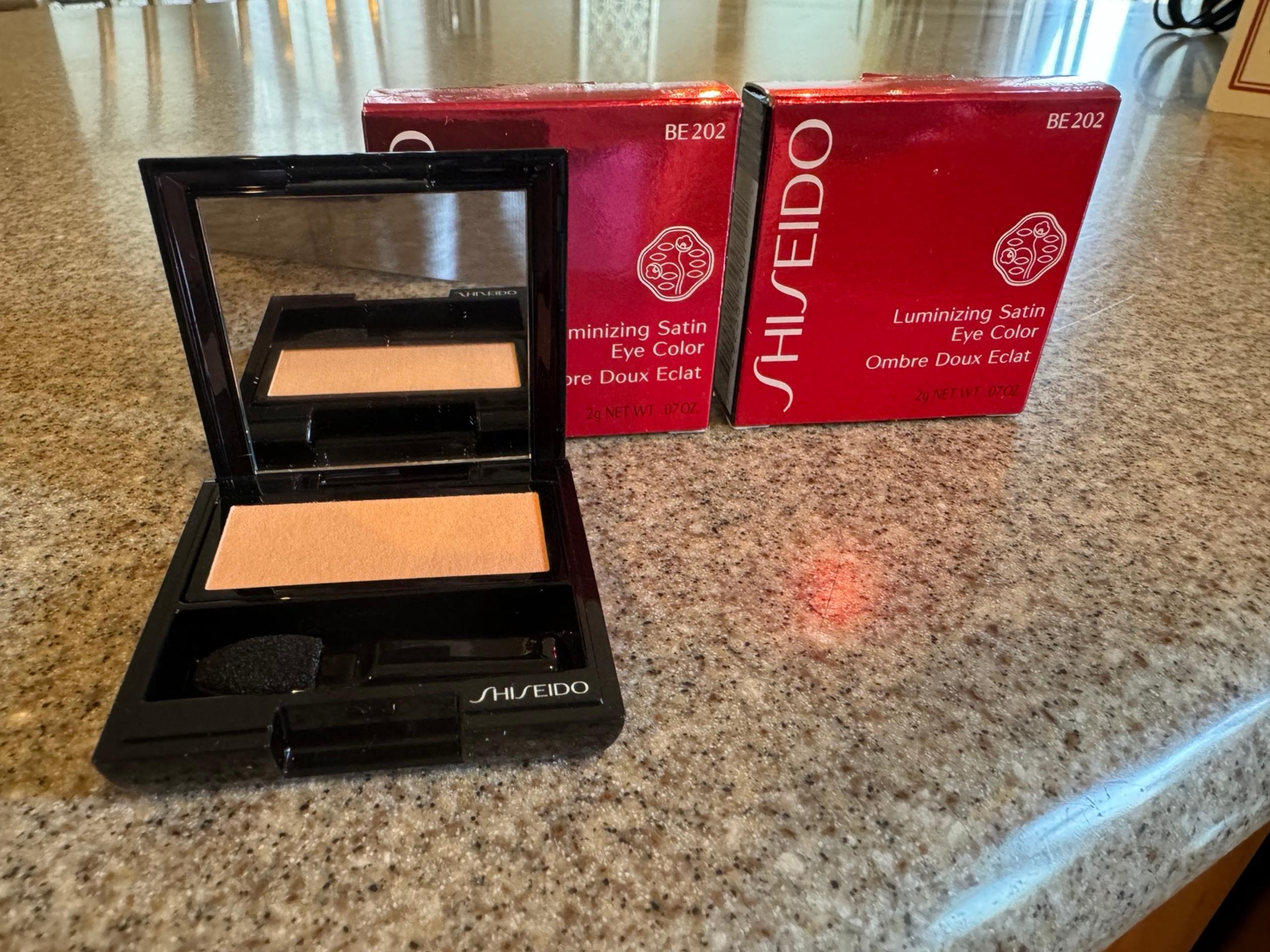 Shiseido eye color