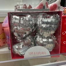 Love & Cupcakes Silver Disco 6ft Garland HEARTS