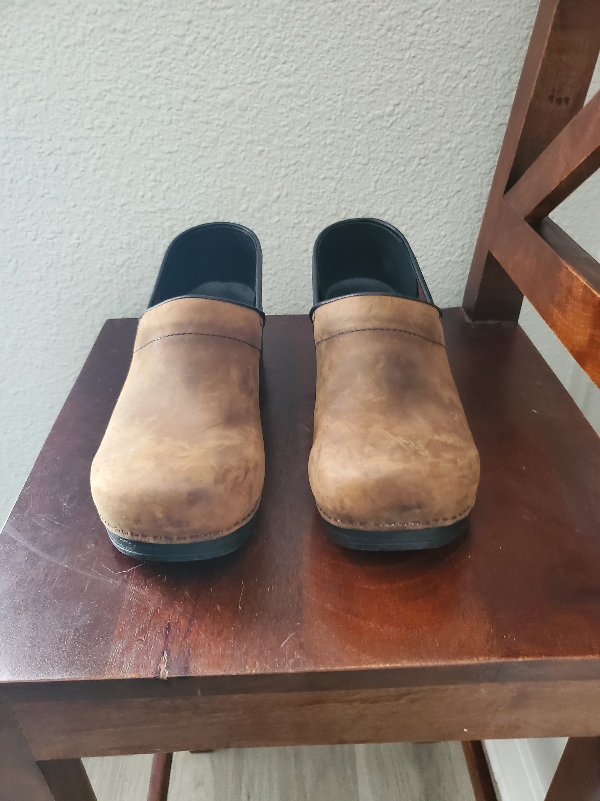 NWOB Dansko Women's Light Brown Suede Clog Size: 45 Euro Size: 11 U.S