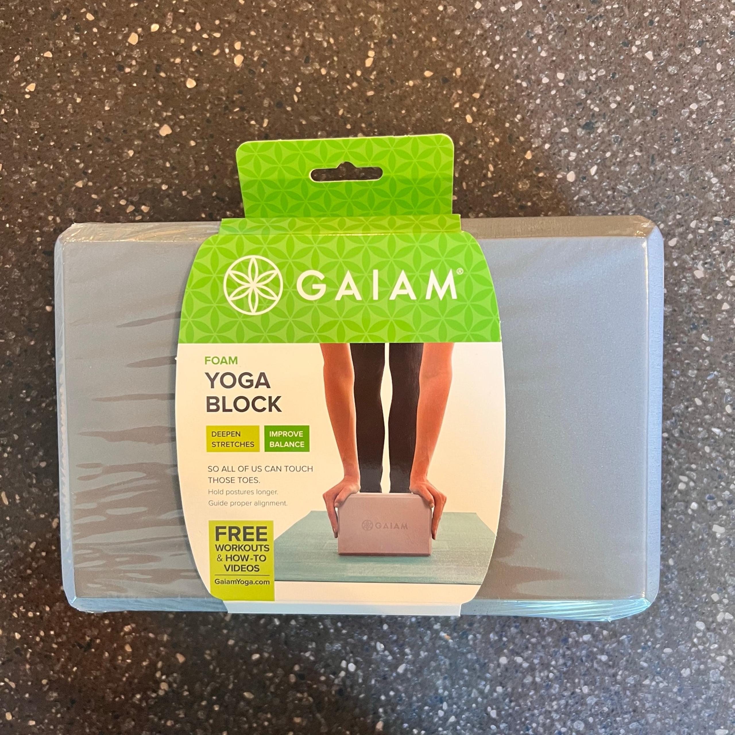 Gaiam NEW/SEALED Yoga Block Blue non-slip Foam 9" x 6" x 4"