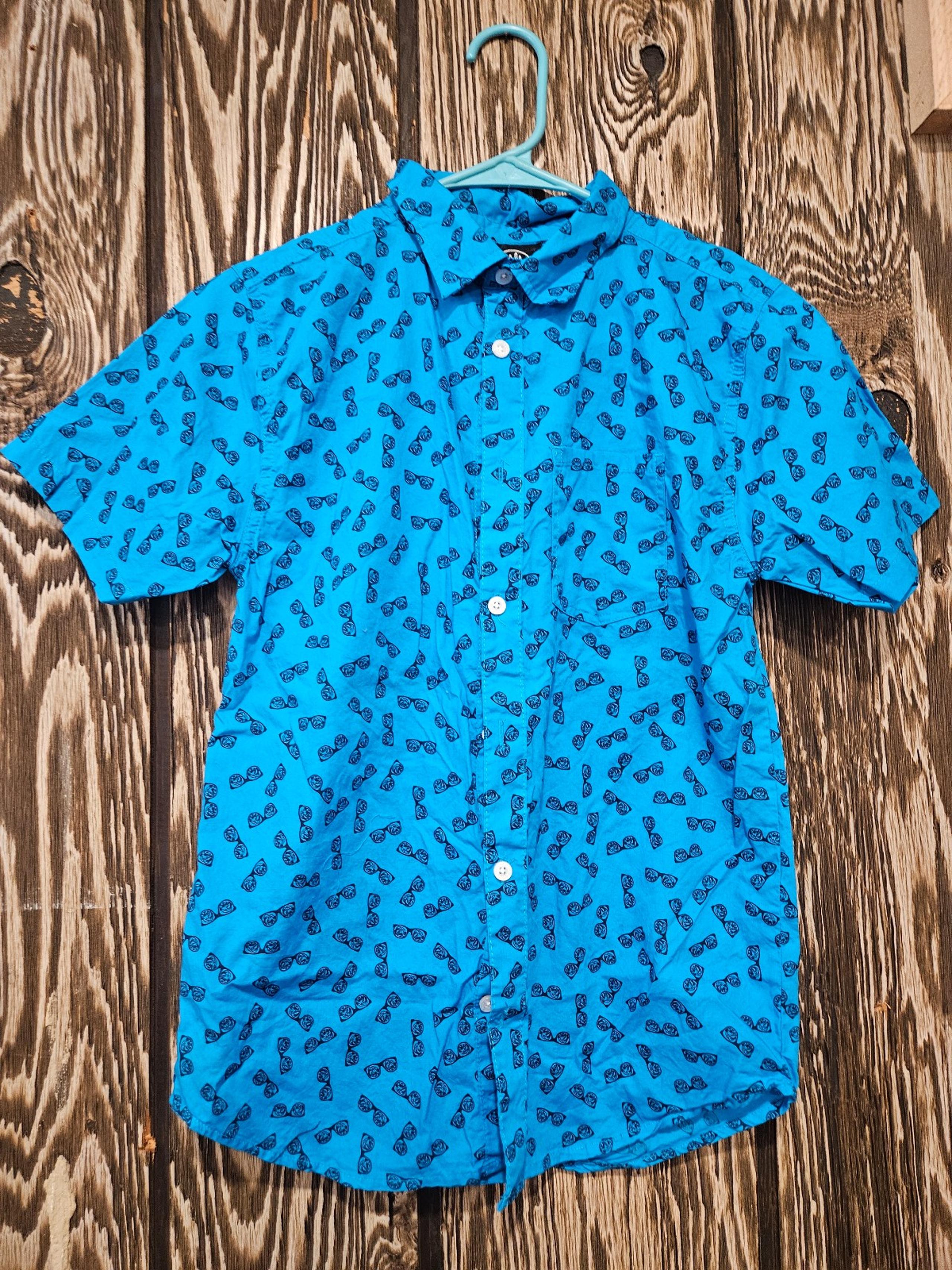 Body Glove blue sunglasses button up