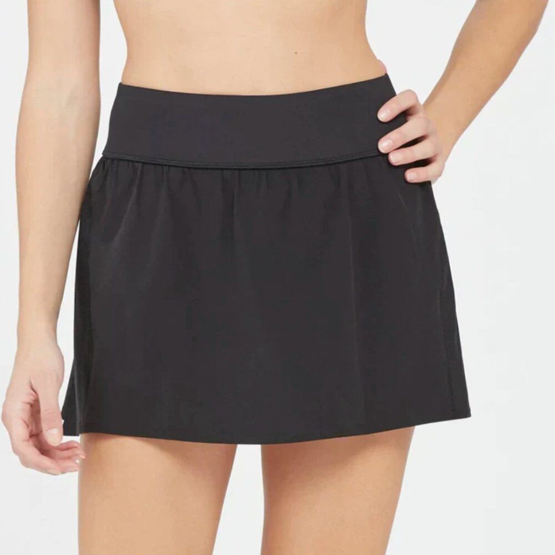 Spanx Get Moving Skort Black (medium) athleisure workout pickleball gym tennis