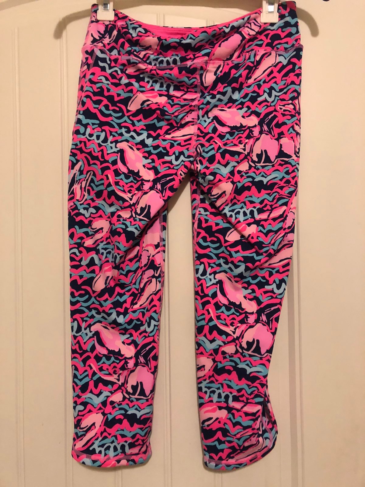 NWT Lobstah Roll Cropped Leggings