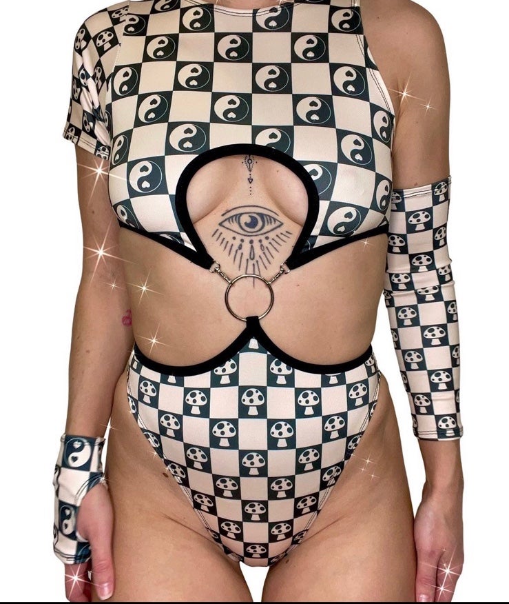rave outfit