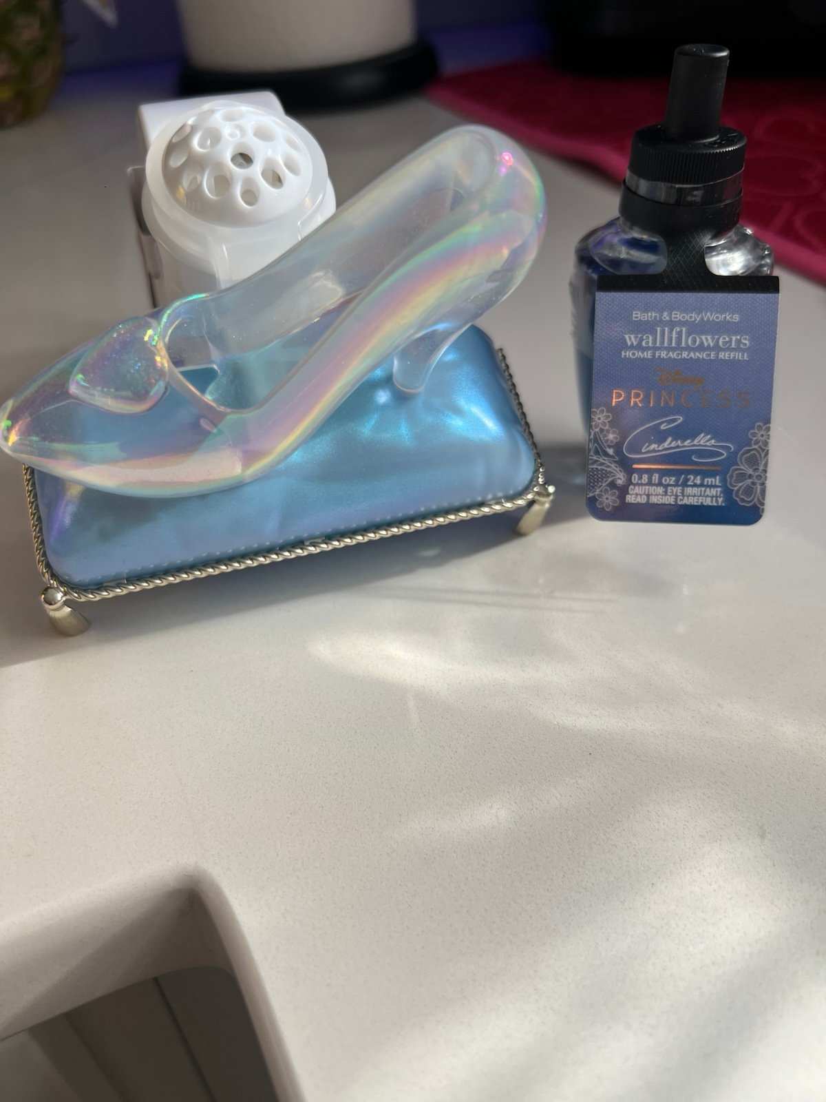 CINDERELLA WALLFLOWER & REFILL