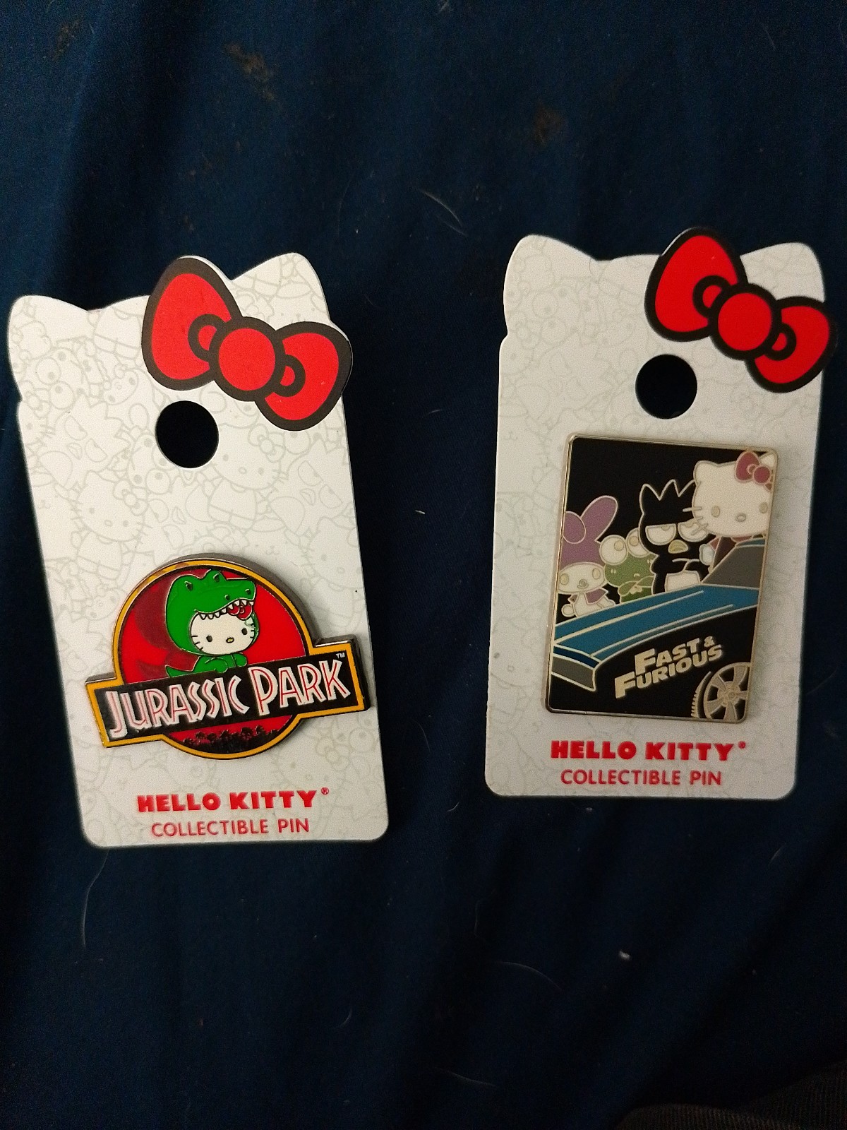 Hello Kitty Collectible 2 Pin set special package