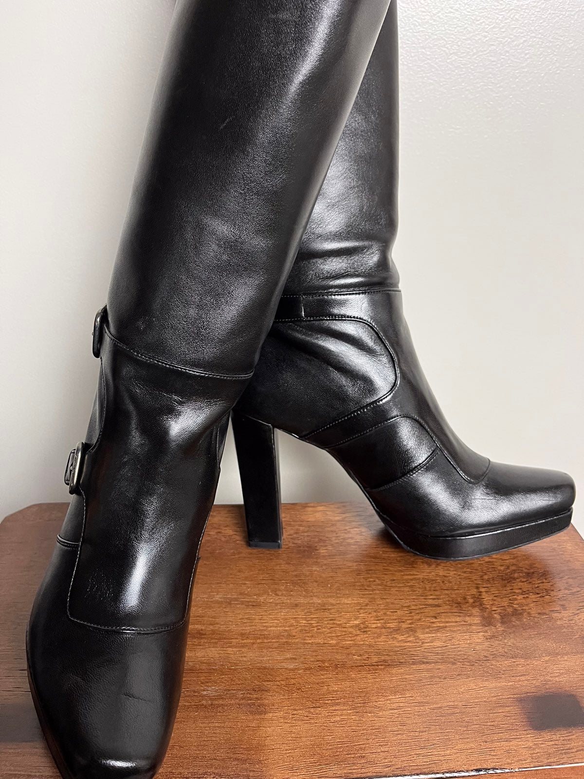 Stuart Weitzman boots