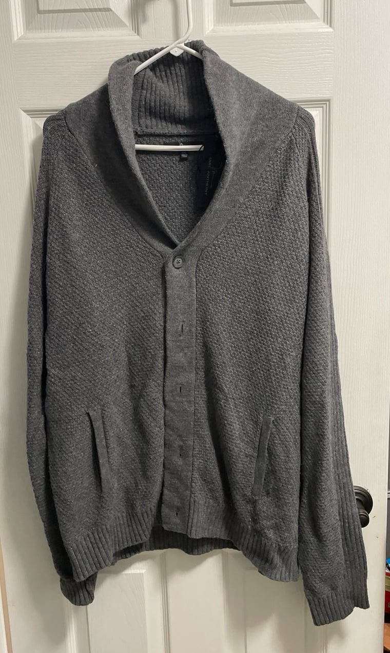 Men’s sweater