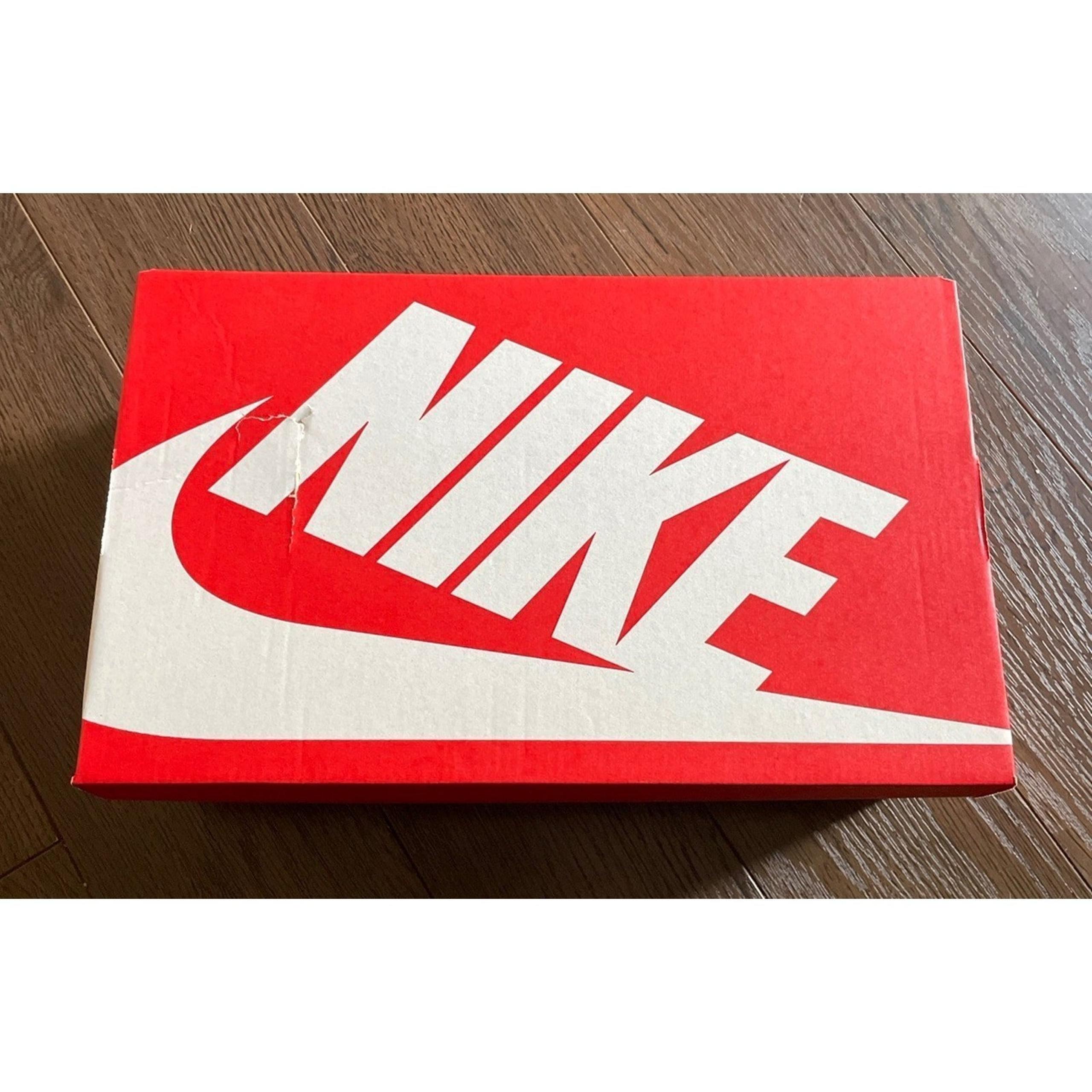 Nike empty shoe box